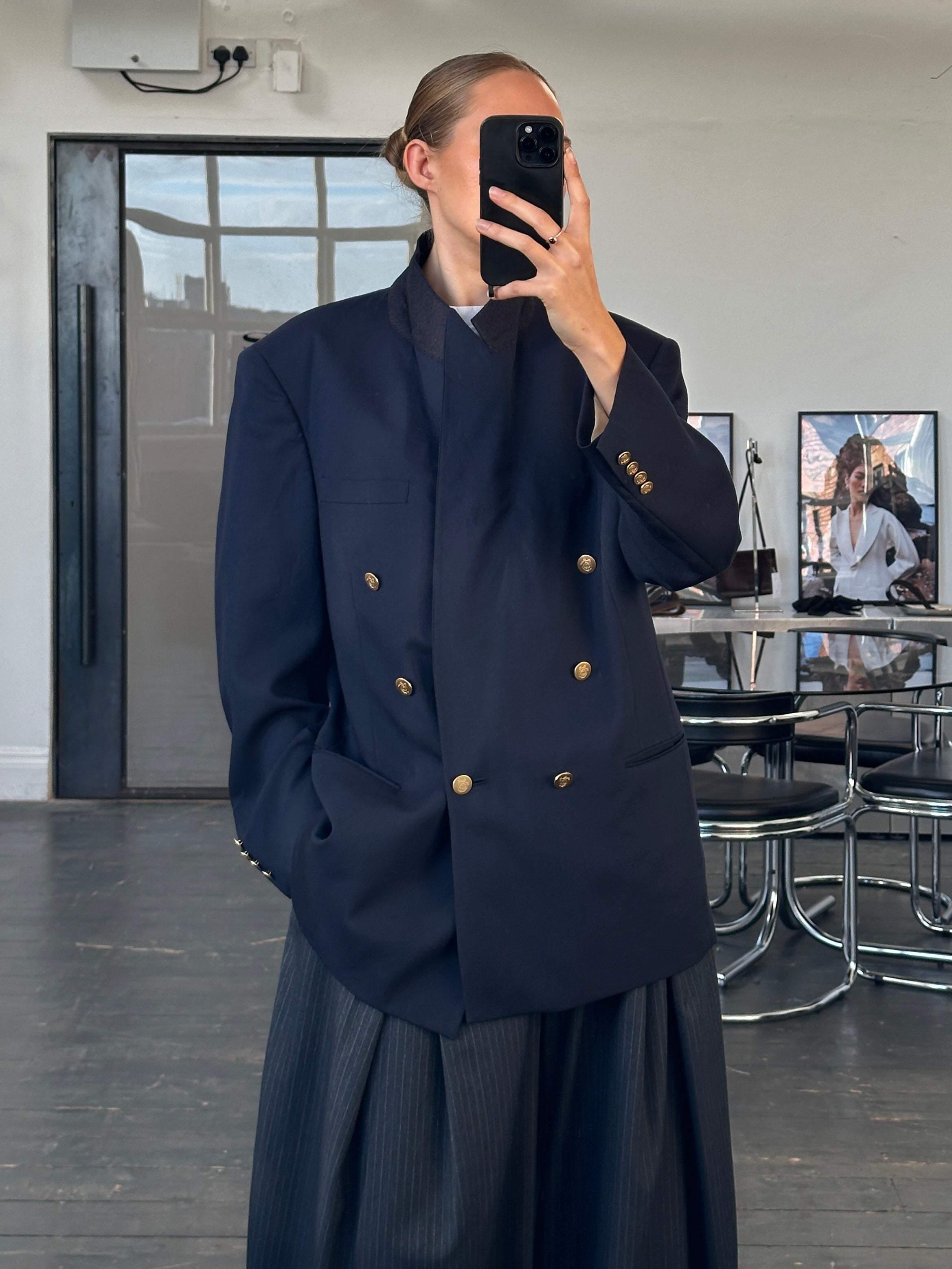 Christian Dior Monsieur 1980s bespoke double-breasted blazer in size 44R/XL, tailored fit with classic lapel and structured design.