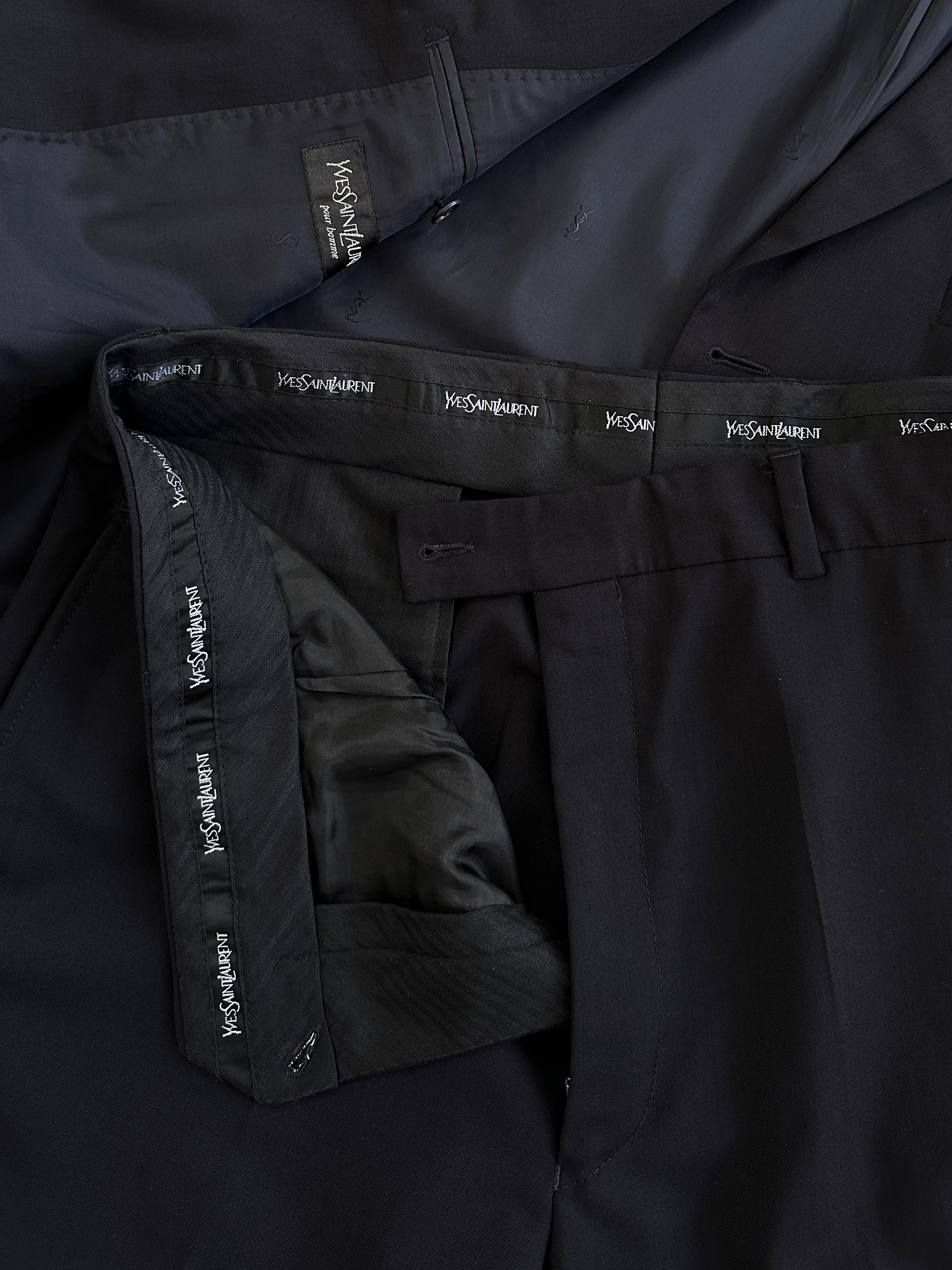 Yves Saint Laurent Pour Homme Pure Wool Single Breasted Breasted Suit - 42R/W34 - SYLK