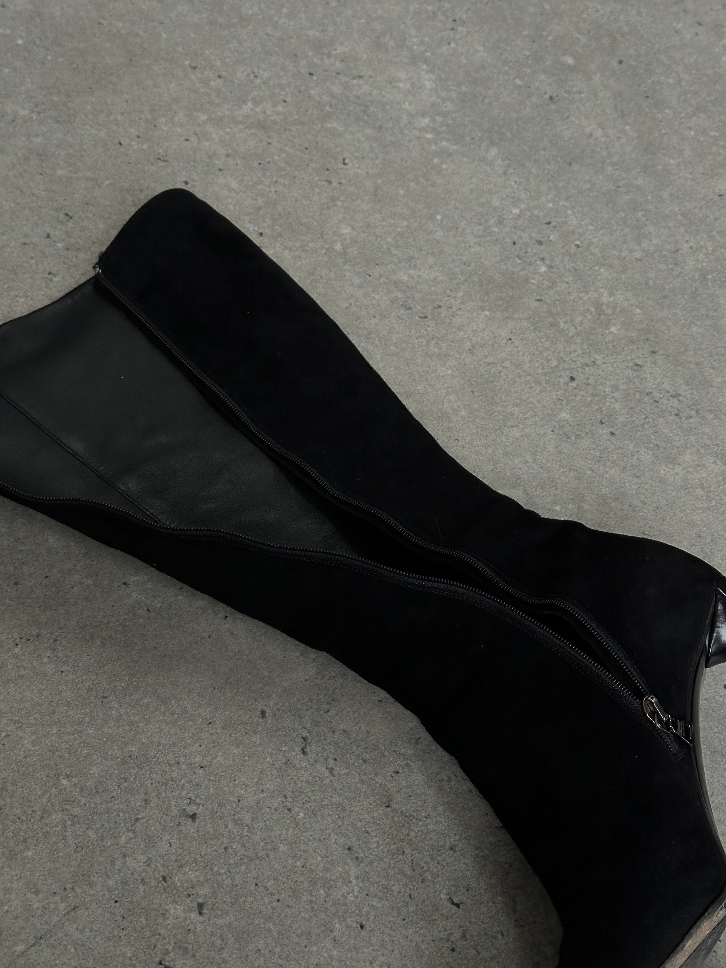 Prada 2000s suede square toe heeled knee boots in UK 7.5, featuring a sleek design and classic knee-high silhouette.