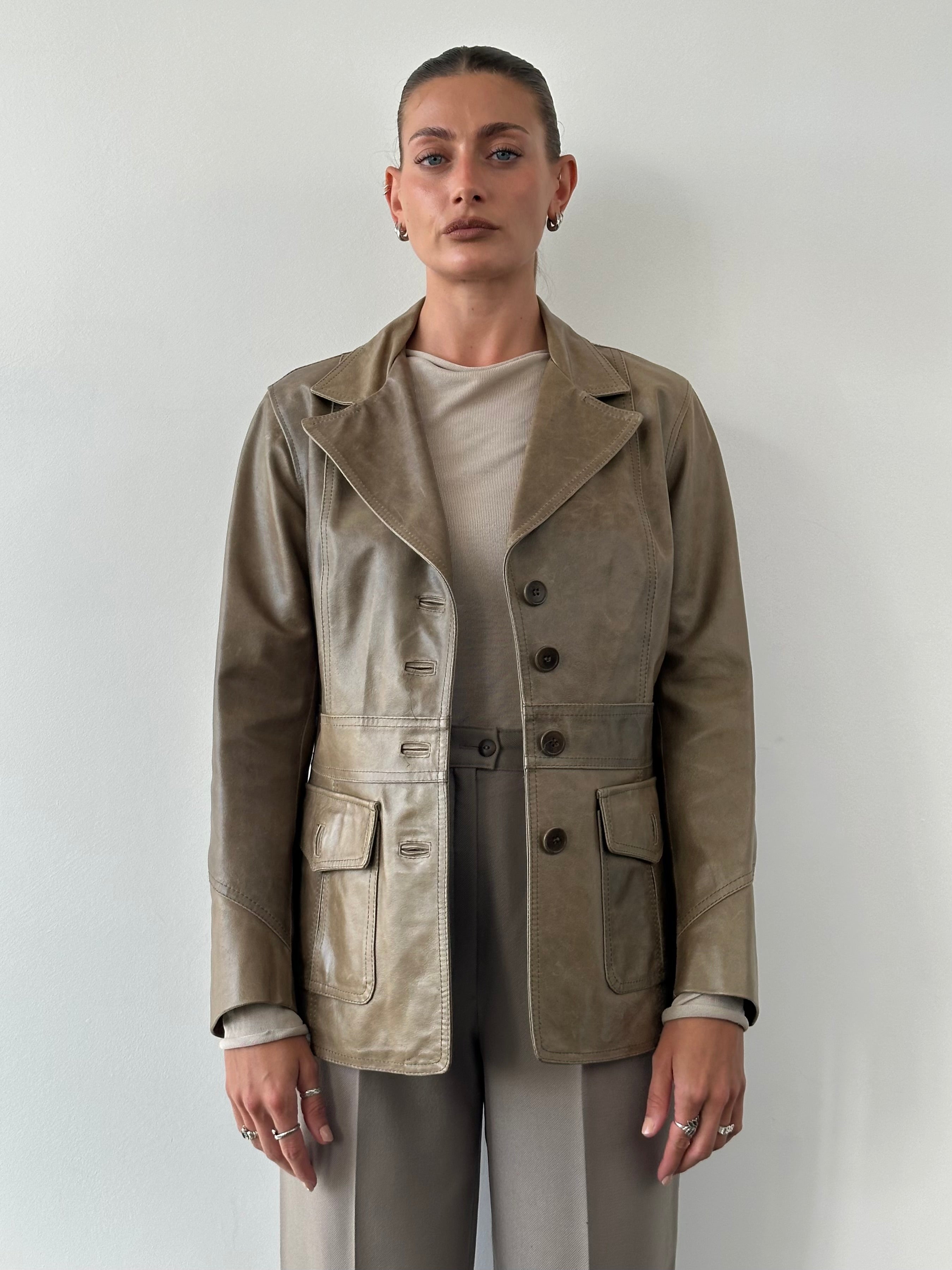 Vintage Italian aged leather blazer jacket, men's S/M size, featuring classic style and rich, worn-in leather texture.