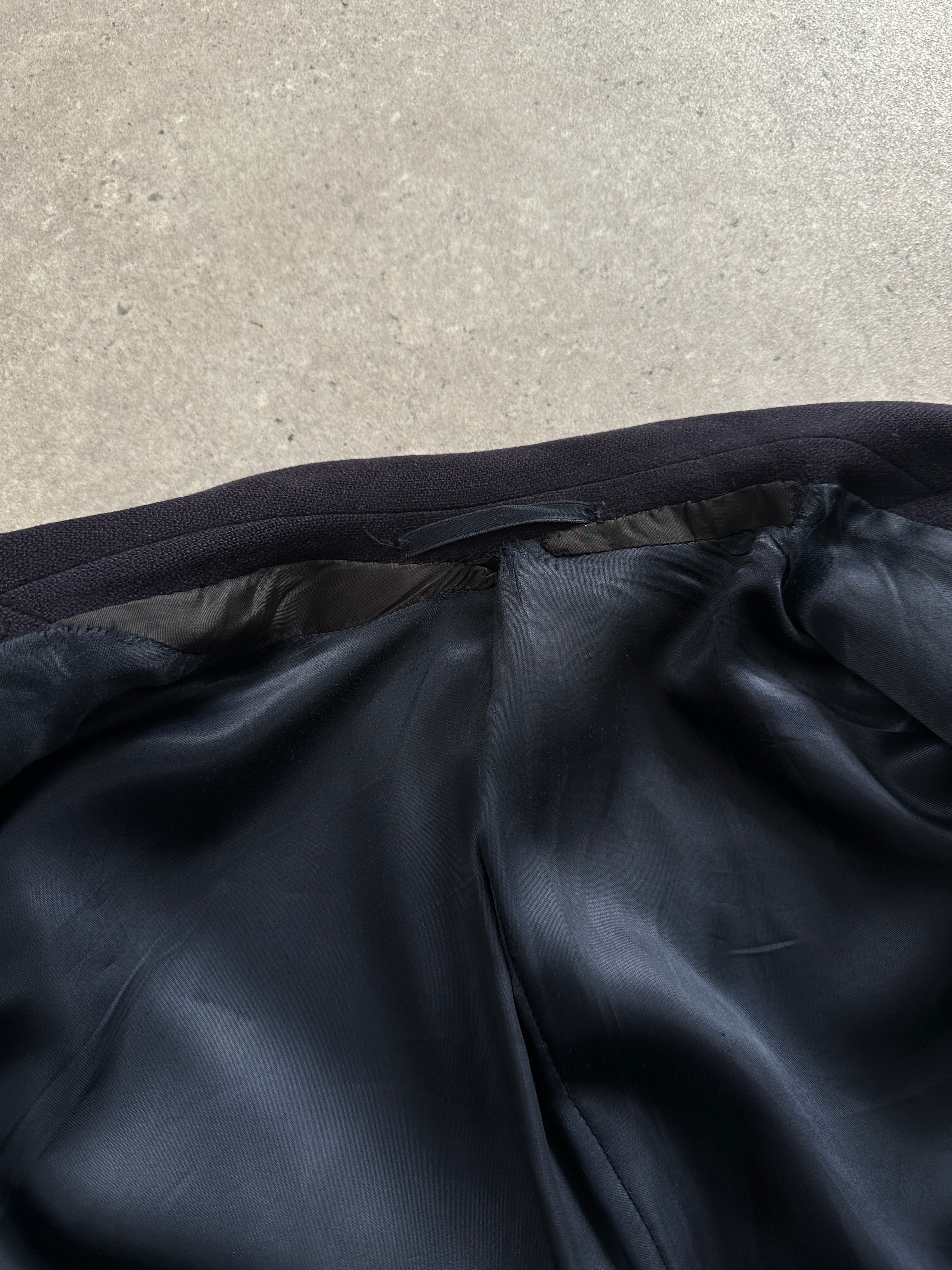 Vintage Harrods x Berwin & Berwin 1980s pure cashmere double-breasted coat in XL, showcasing classic tailored design and rich fabric.