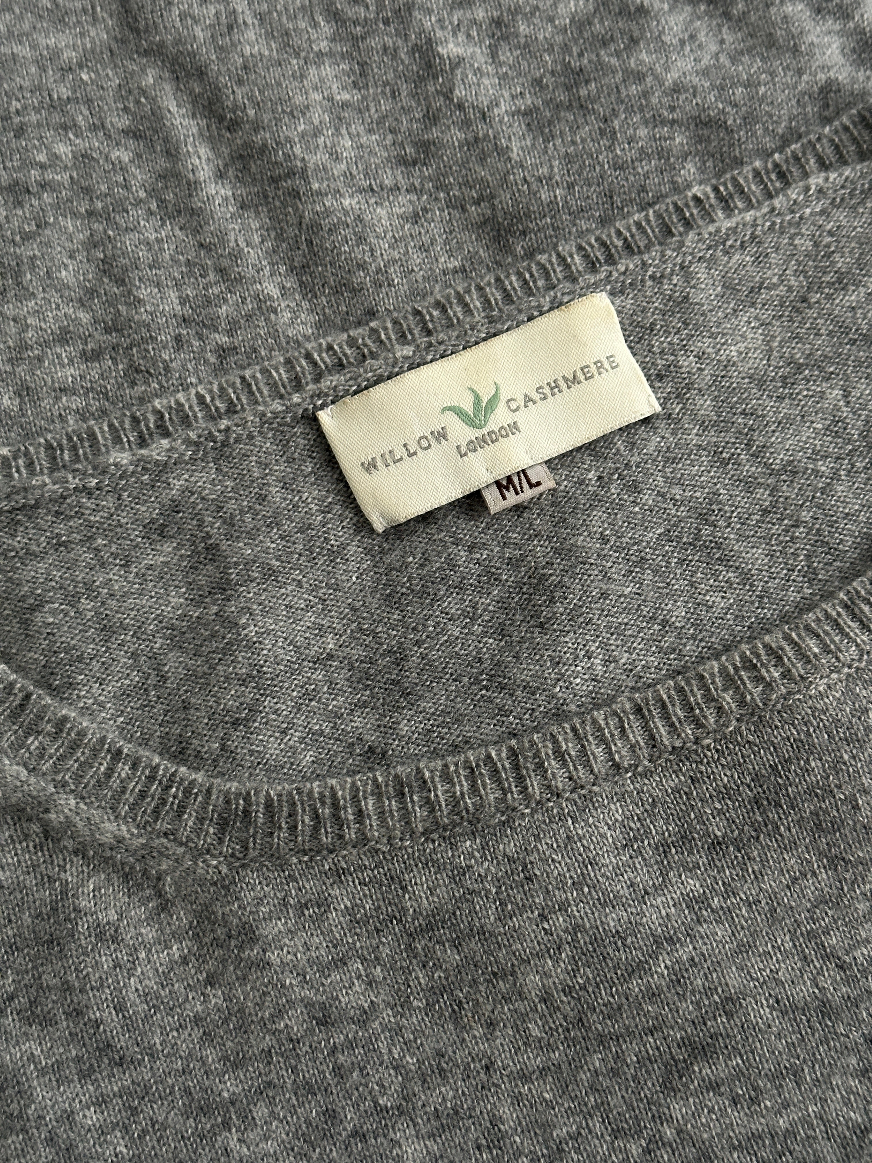 Vintage pure cashmere handmade knitted jumper in M/L size, soft and cozy with intricate knit pattern, shown on a neutral background.