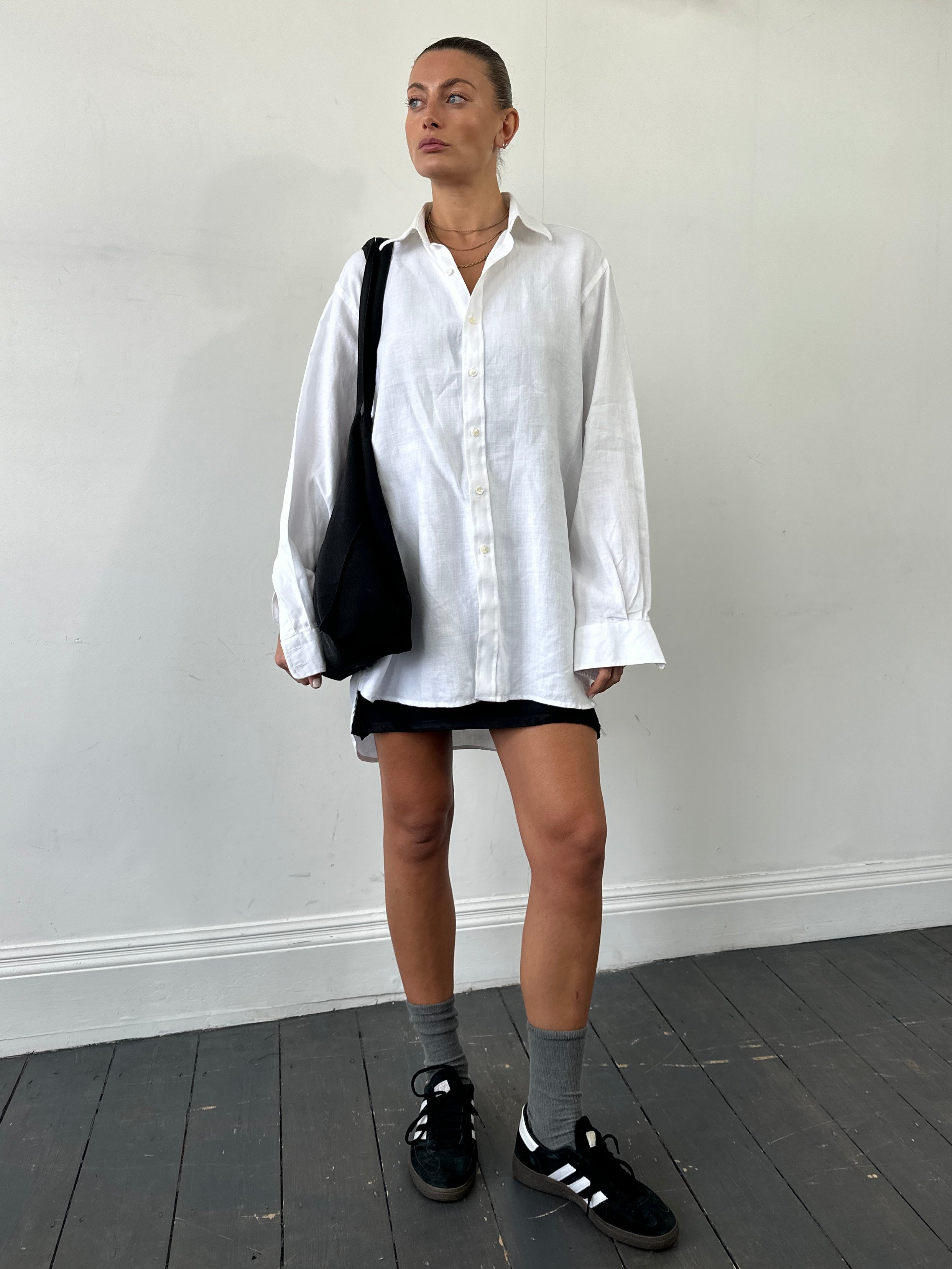 Vintage pure linen shirt in XL/XXL style, featuring a classic design with a relaxed fit and natural linen fabric.