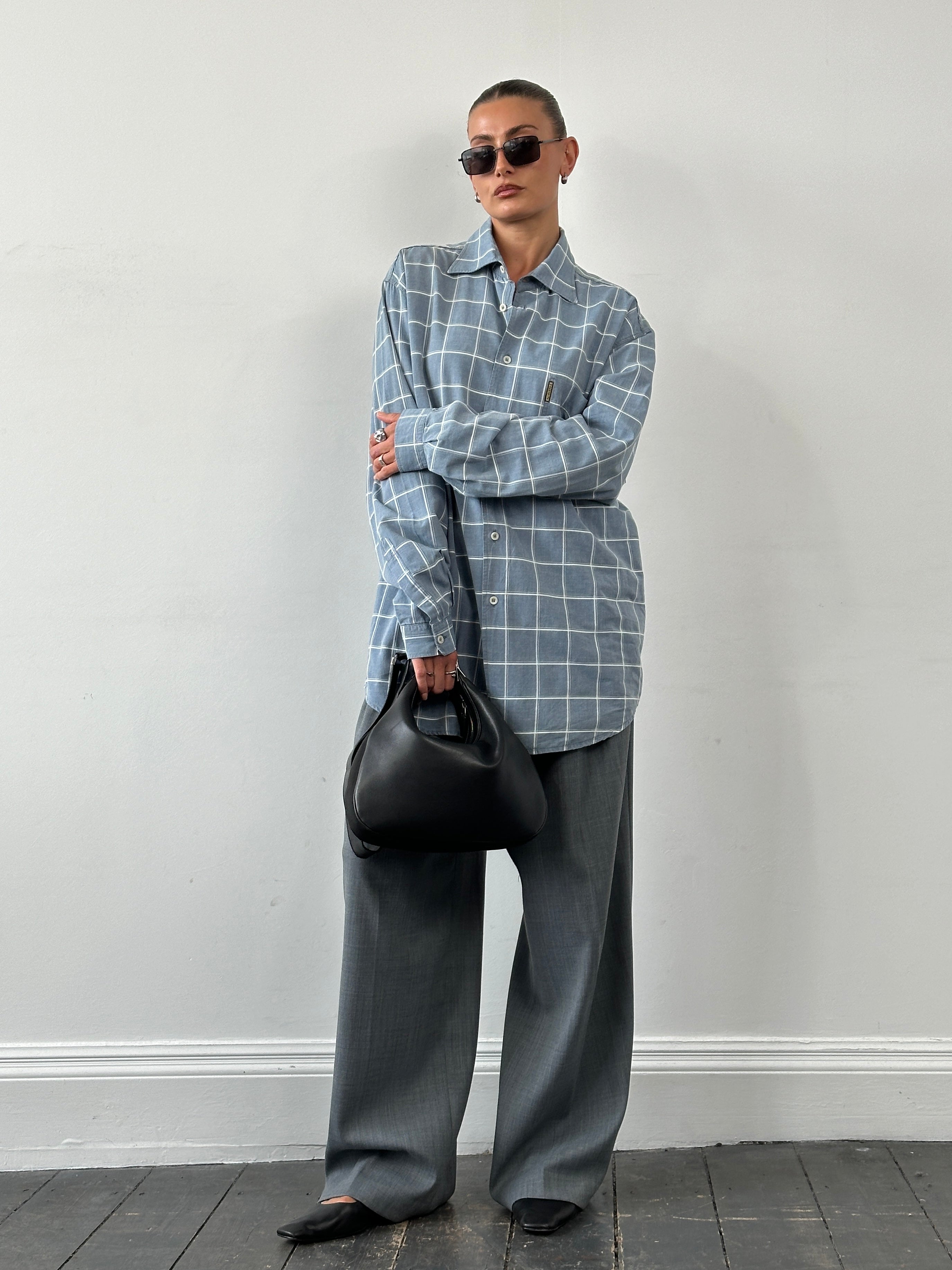 Armani Jeans check flannel shirt in XXL, made of pure cotton with a logo detail, displayed on a hanger.