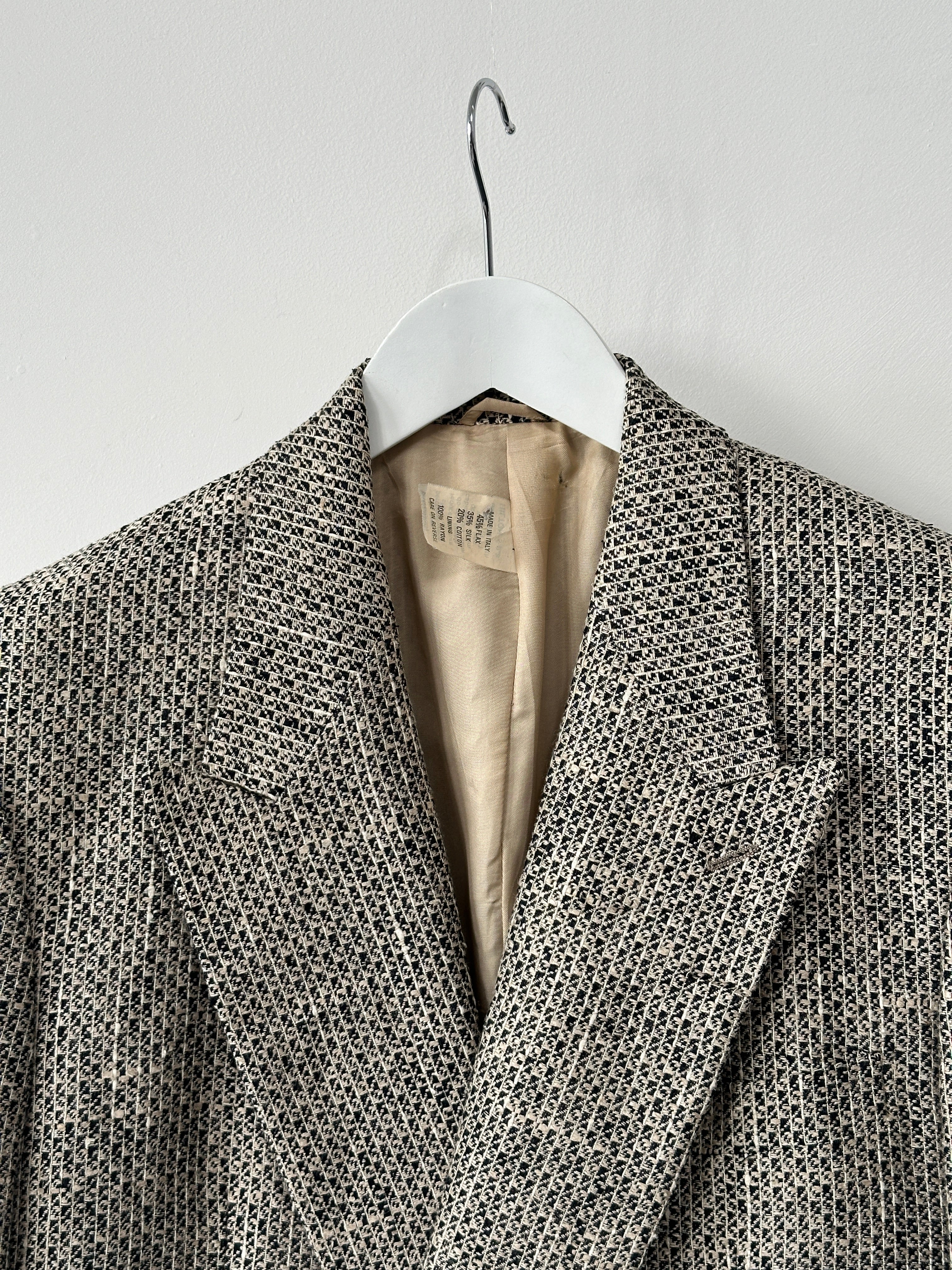 Giorgio Armani Black Label double-breasted blazer in black, tailored fit, featuring classic lapels and structured design.