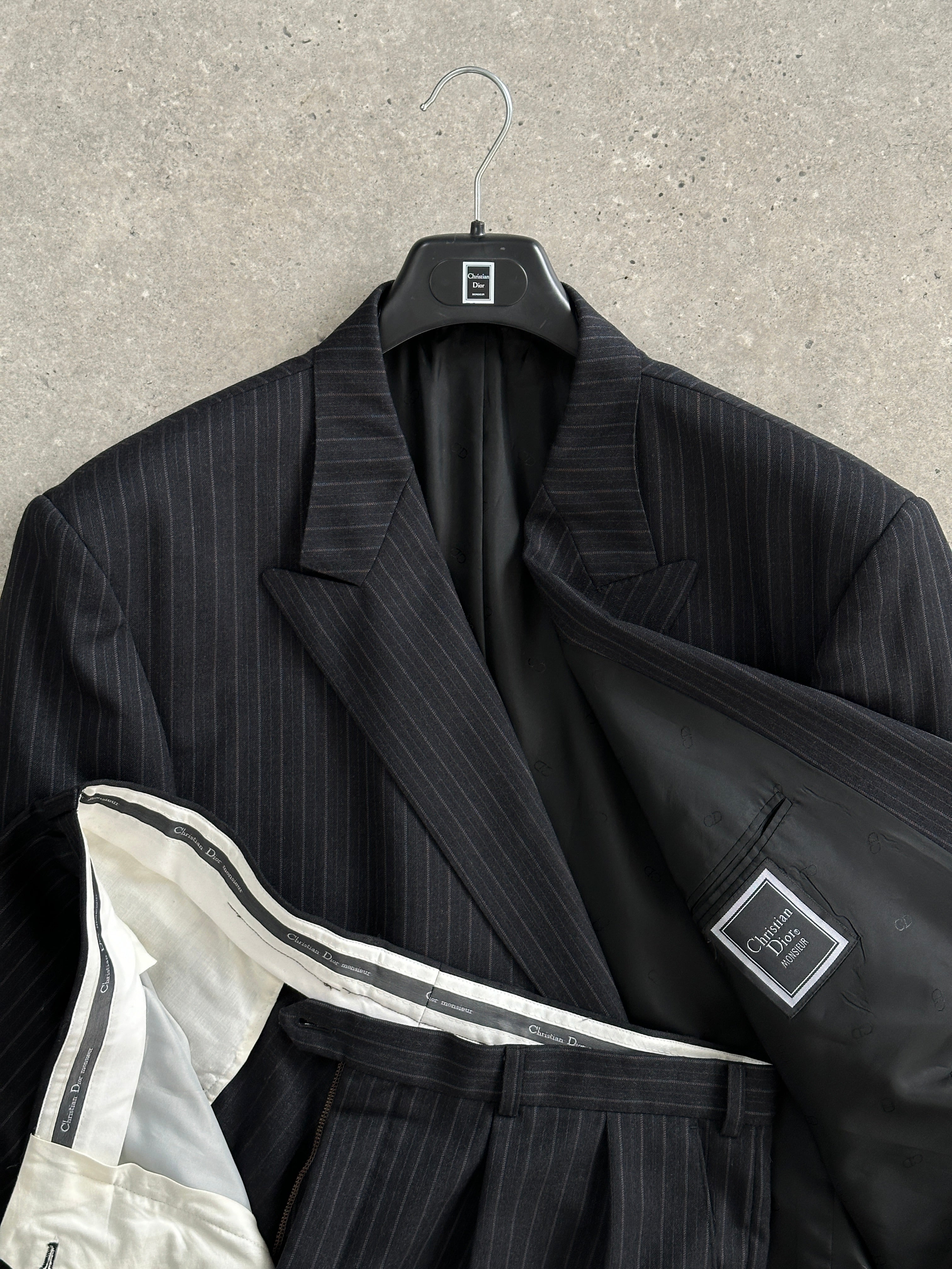 Christian Dior Monsieur 1990s pure wool pinstripe double-breasted suit, 46L/W32, tailored men's formal suit with classic style.