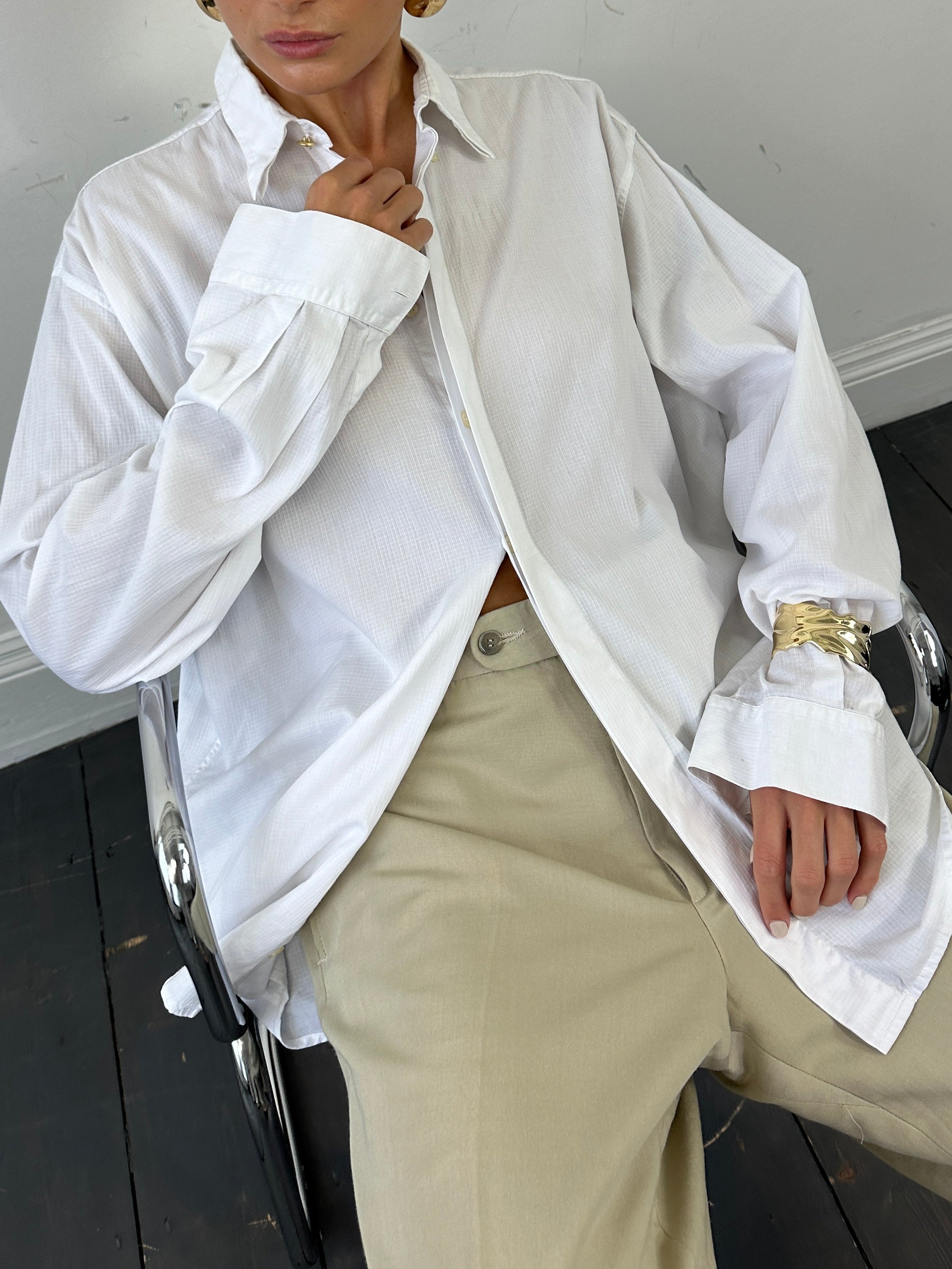 Versace Classic V2 pure cotton shirt in XL, shown in a close-up view highlighting its fabric and design details.