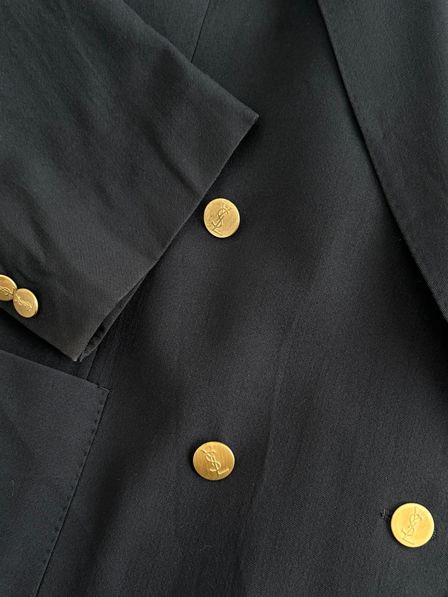 Yves Saint Laurent 1980s bespoke double-breasted blazer in size 46R/XXL, tailored fit with classic style and button details.