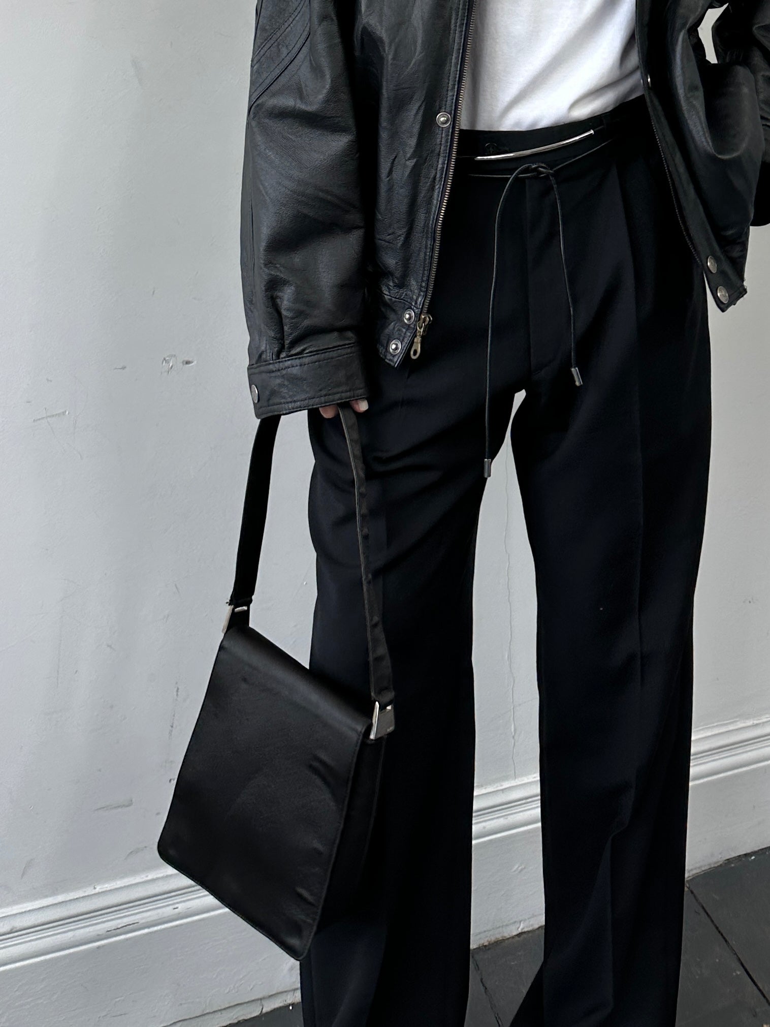 Gucci 2000s satin flap square shoulder bag with gold-tone hardware and adjustable chain strap.