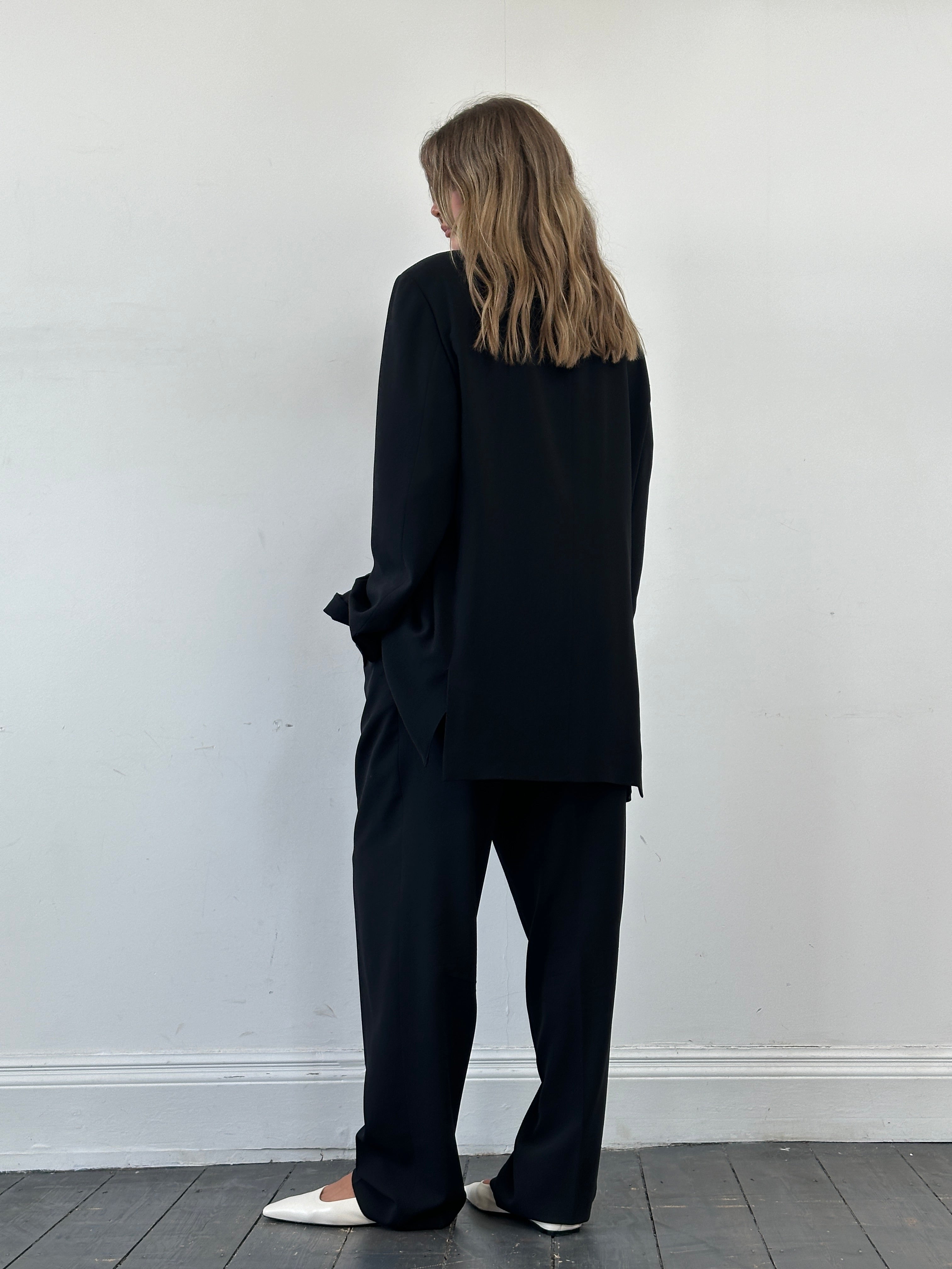 Giorgio Armani 00s oversized pure wool relaxed jumpsuit in size 44R/W36, with a loose fit and tailored design.