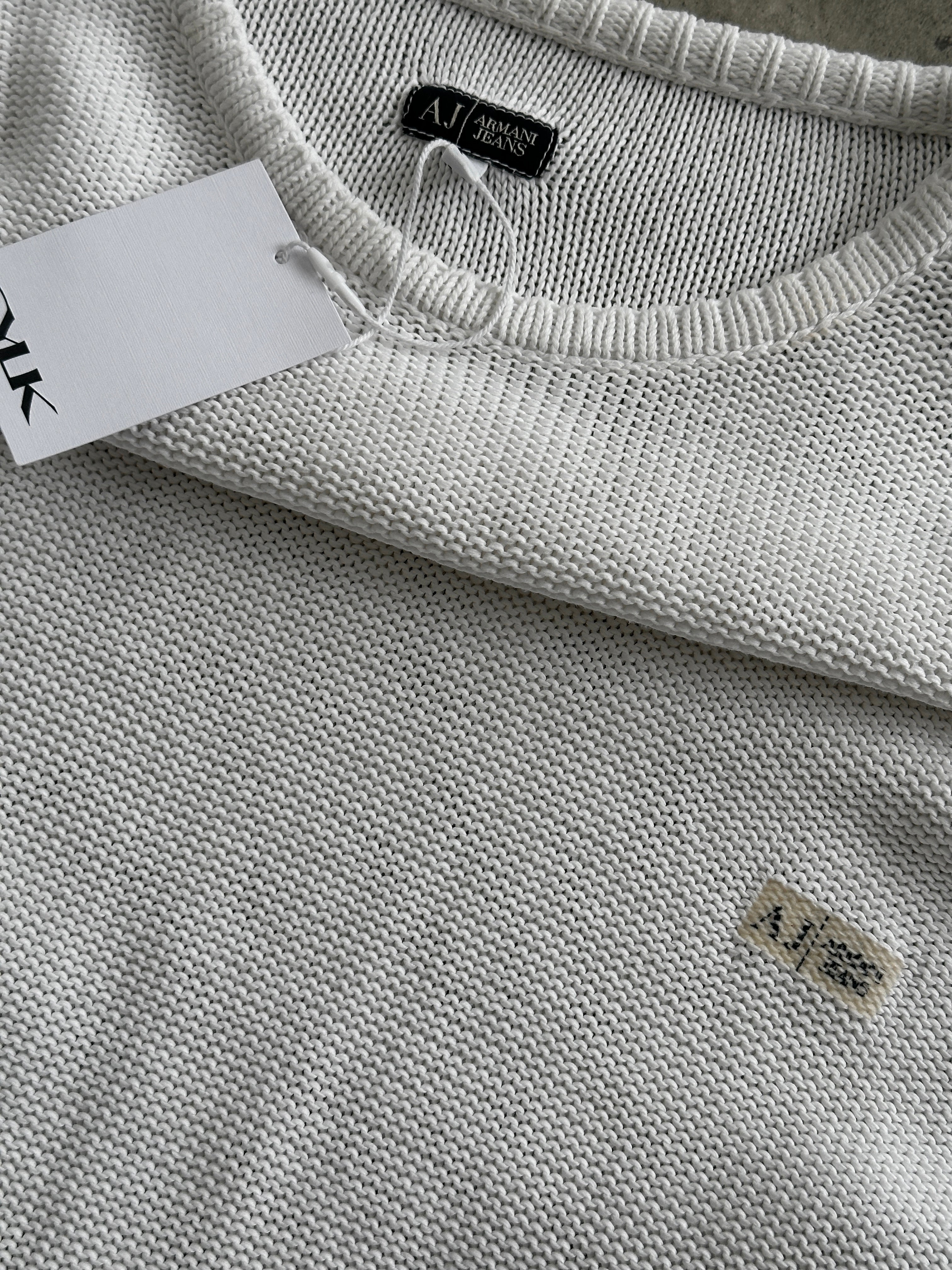 Armani Jeans pure cotton logo knitted jumper in XL, featuring a classic design with the Armani logo on the chest.