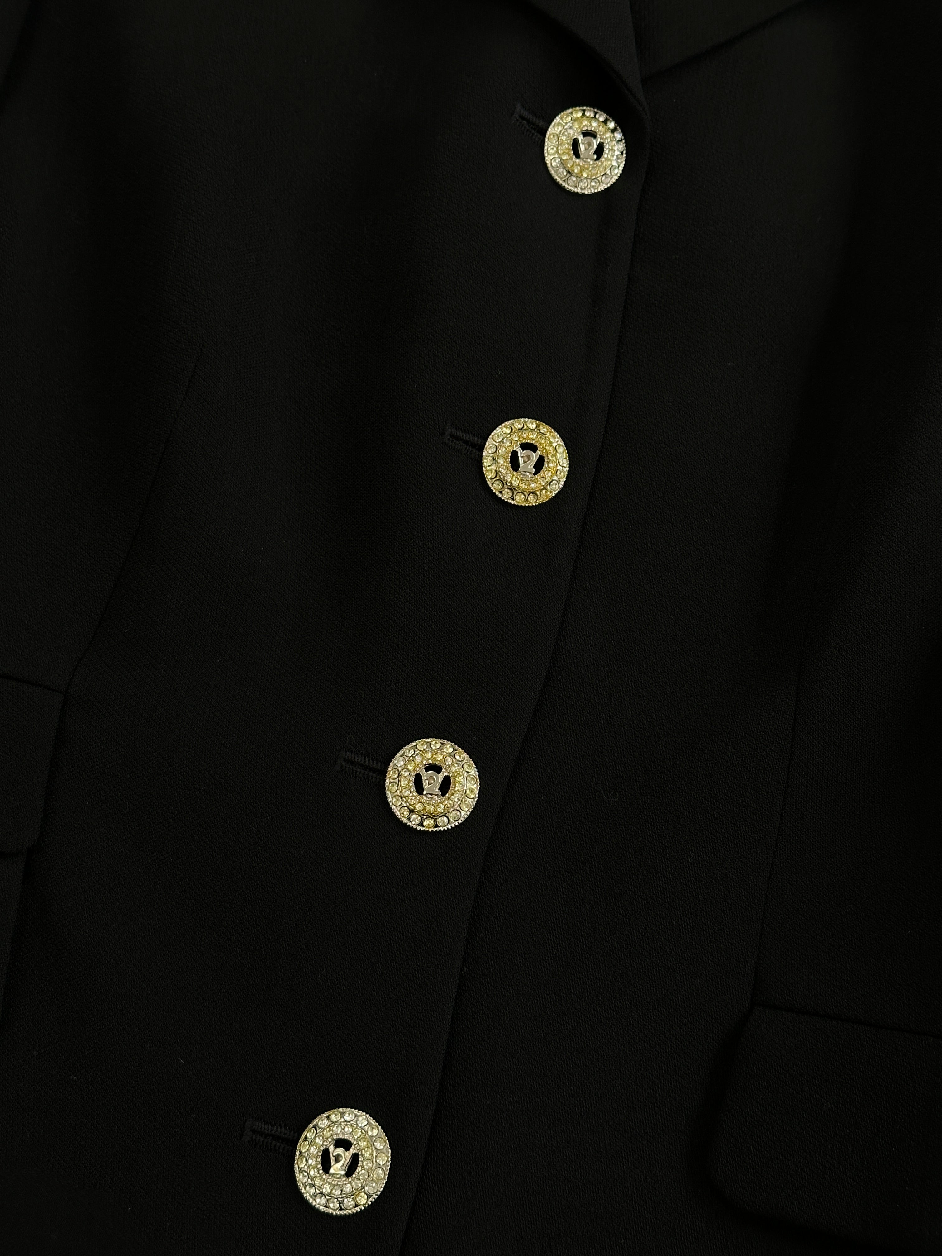 Versace Classic V2 90s fitted wool blazer with rhinestone button, tailored silhouette, in size S/M, featuring luxurious craftsmanship.