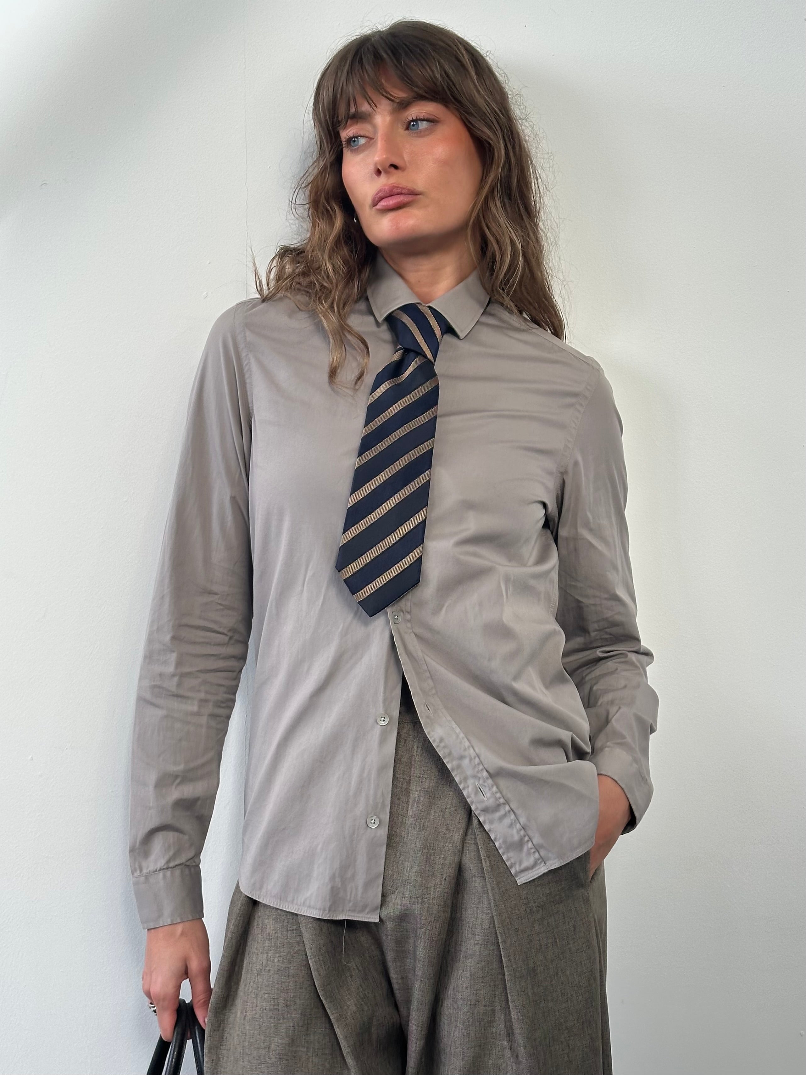 Burberry Prorsum 2000s pure cotton shirt in size S, light-colored button-up with classic collar and long sleeves.