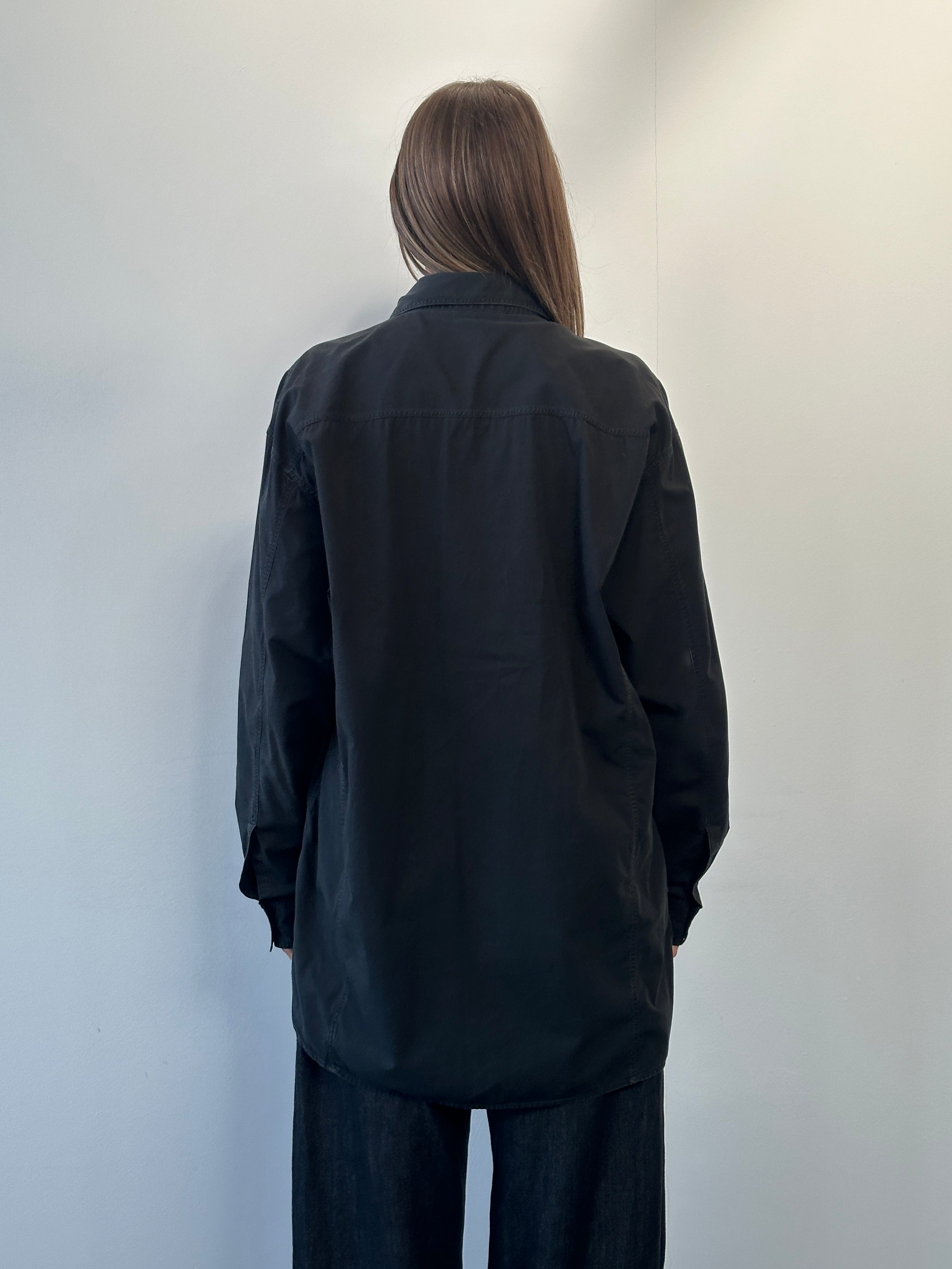 Gianfranco Ferre 2000s bespoke pure cotton shirt in XL, showing the front view with button details and classic collar.