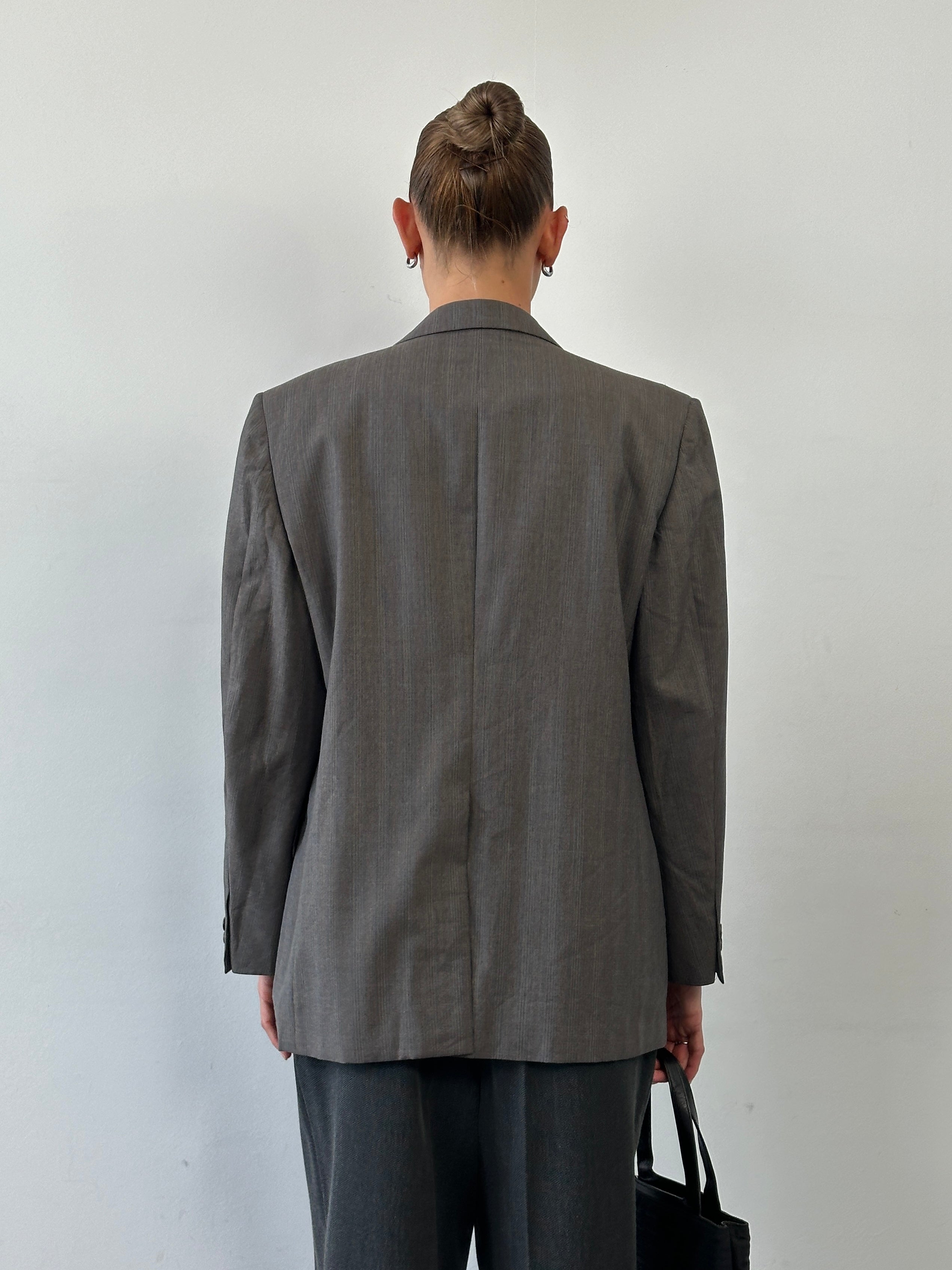 Christian Dior Monsieur 80s striped single-breasted blazer in size 38R/L, tailored fit with classic design and bold stripe pattern.