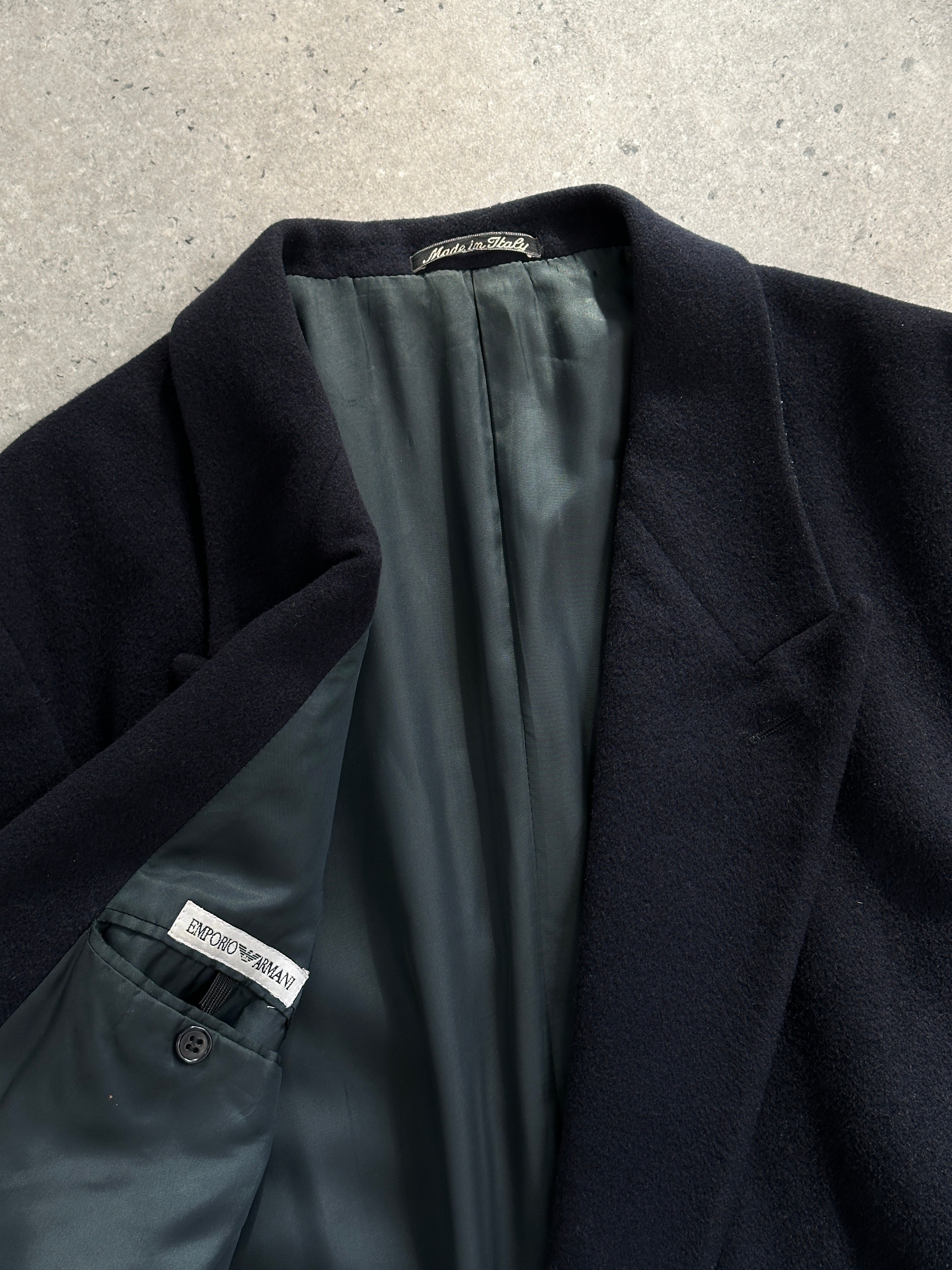 Emporio Armani wool cashmere double-breasted coat in XL/XXL, stylish outerwear with classic design and tailored fit.