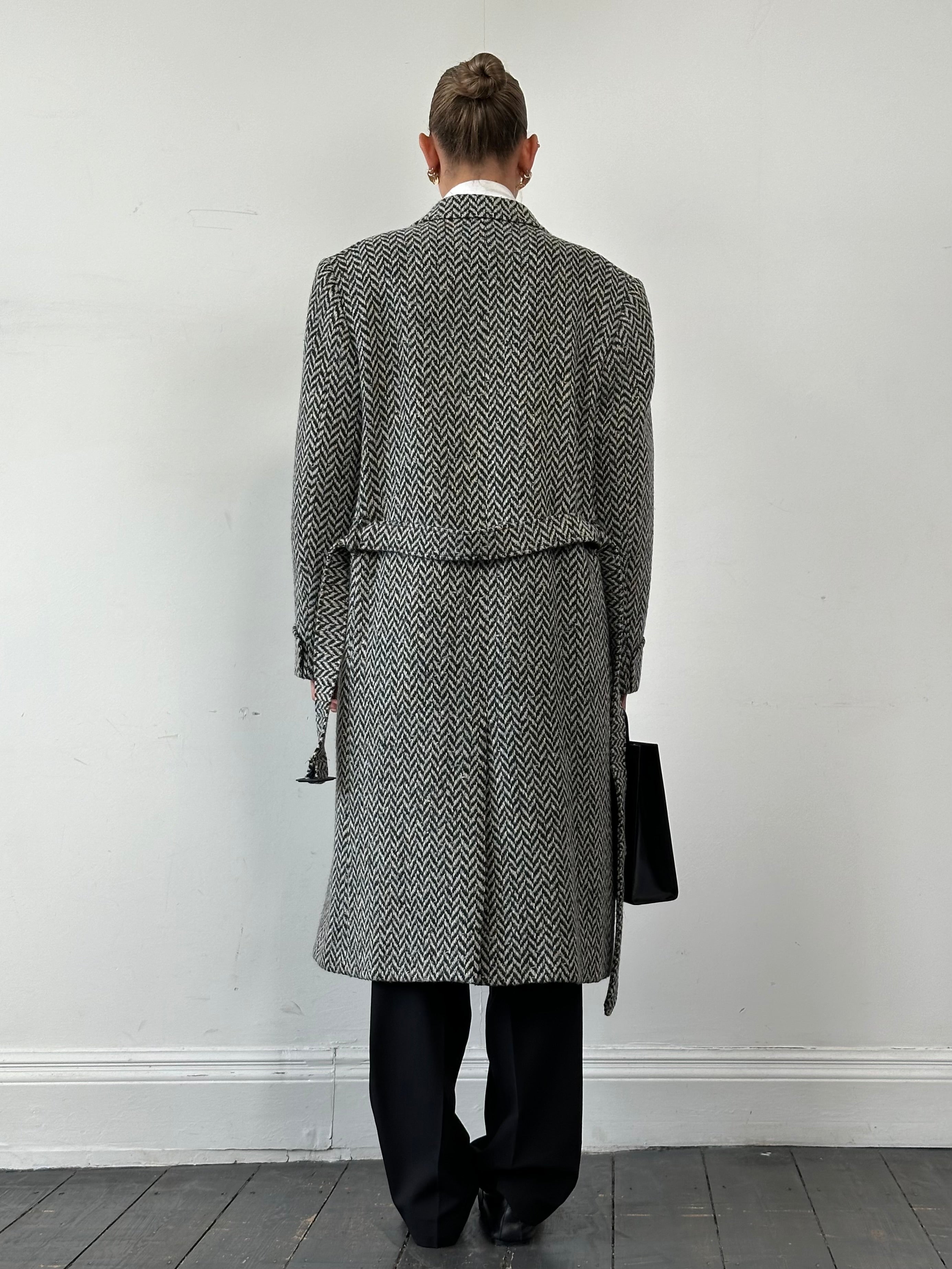 Pierre Cardin pure wool herringbone belted coat in XL, featuring a classic pattern and tailored fit, suitable for cold weather.
