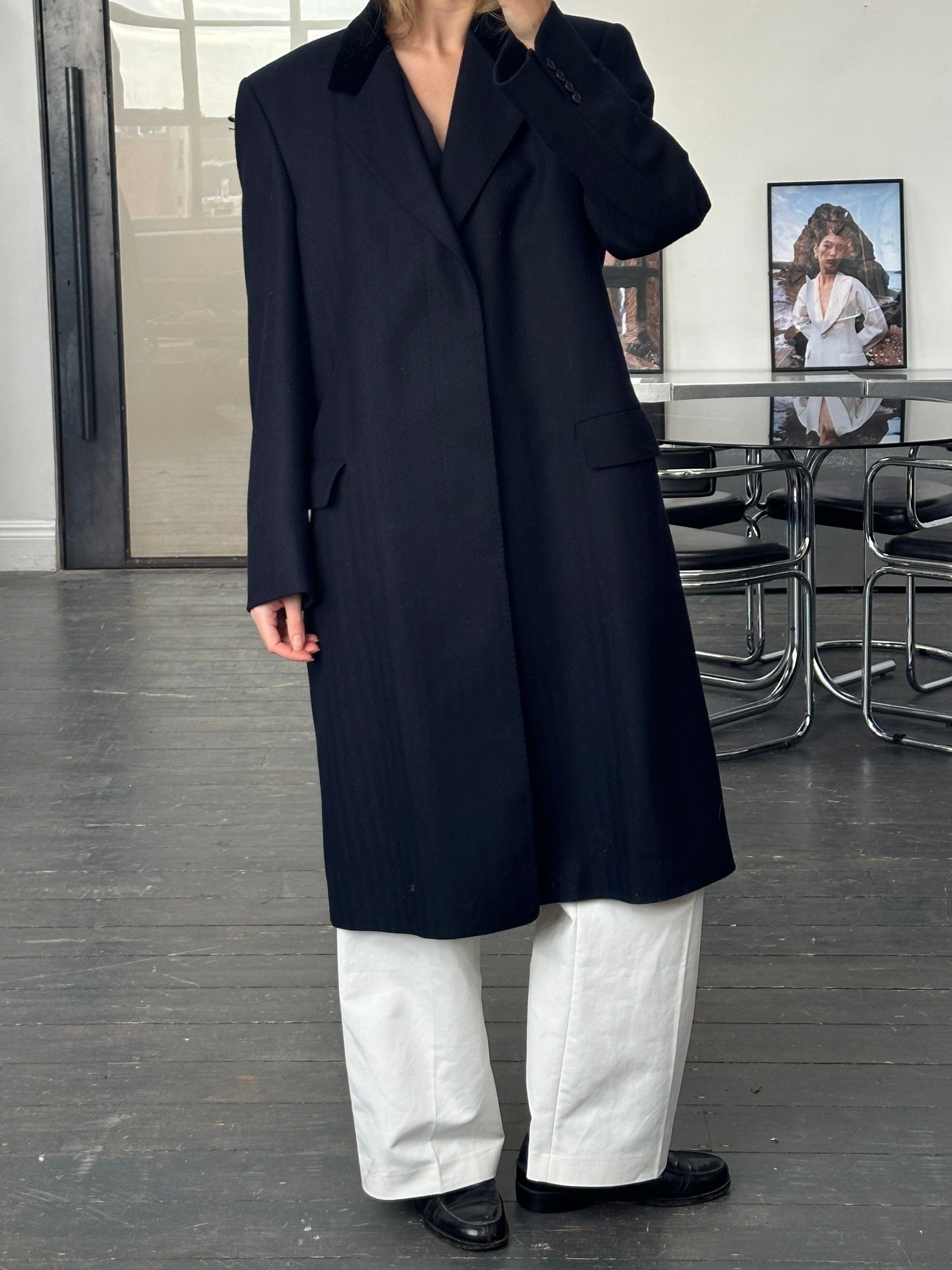 Christian Dior Monsieur 1980s XL pure wool coat with concealed placket, classic design, shown in a front view.