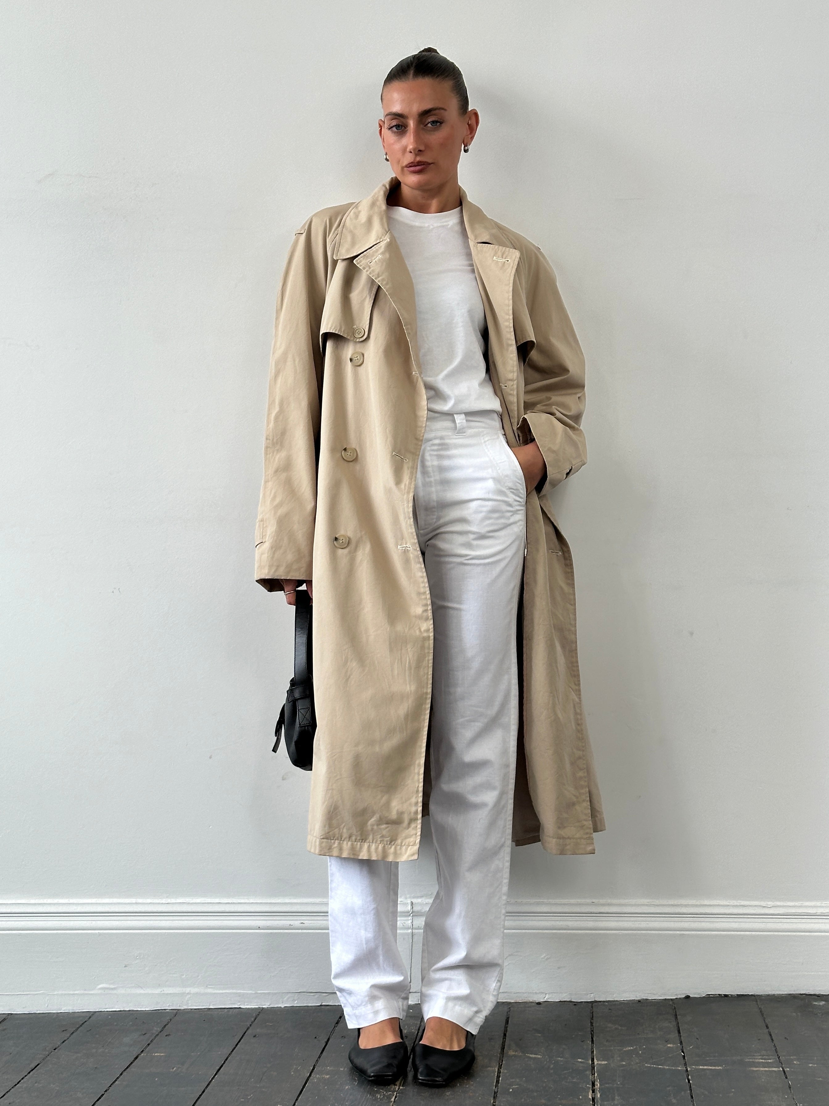 Marlboro Classics linen cotton straight-leg high-waisted trousers in white, W28, showing front view and tailored fit.