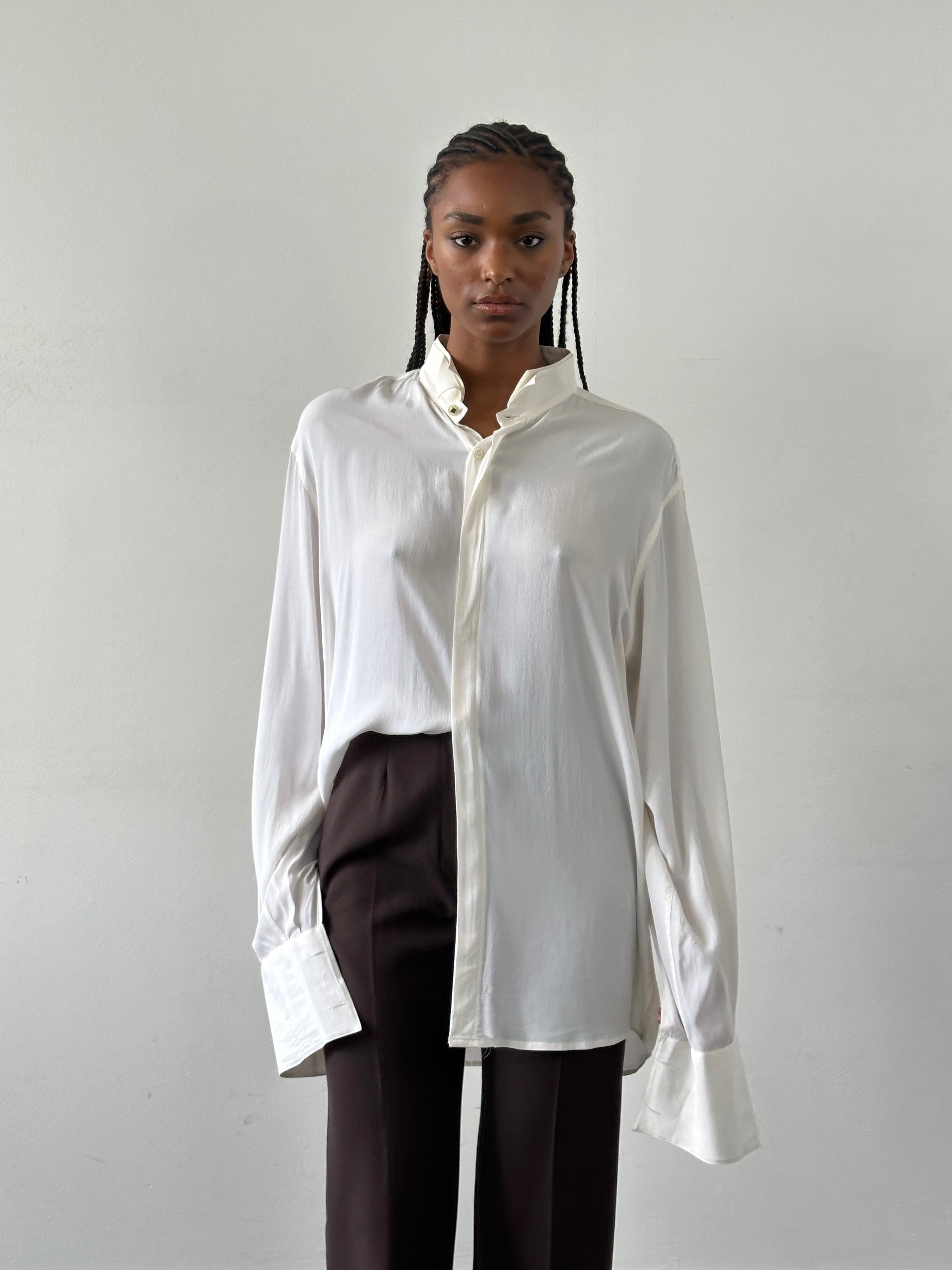 Vintage 1980s Italian silk wing collar dress shirt in flowy style, size XL, with elegant drape and classic design.