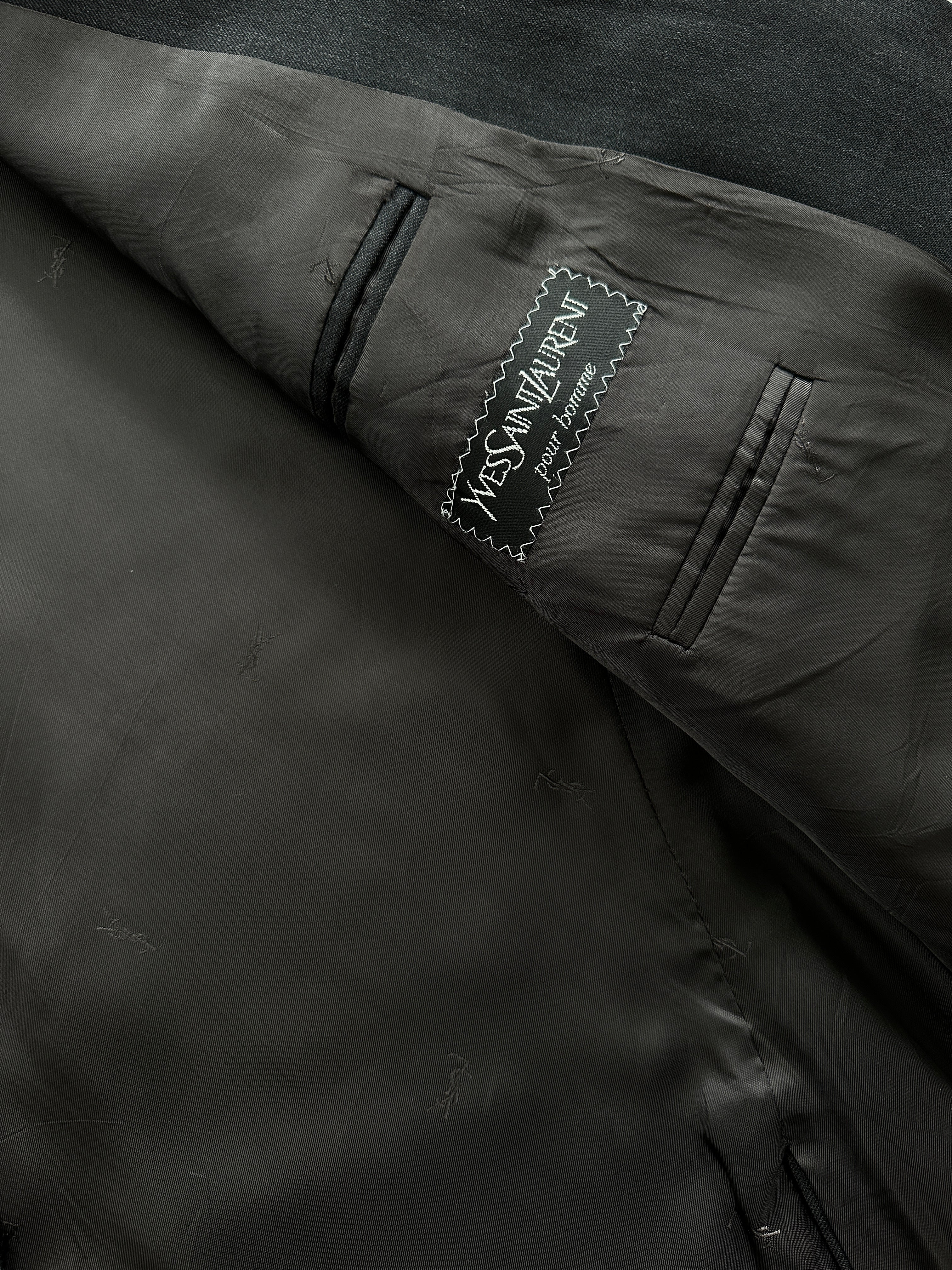 Yves Saint Laurent Pour Homme 1990s pure wool single-breasted blazer in size 48R/XXL, dark color, tailored fit with notch lapels.