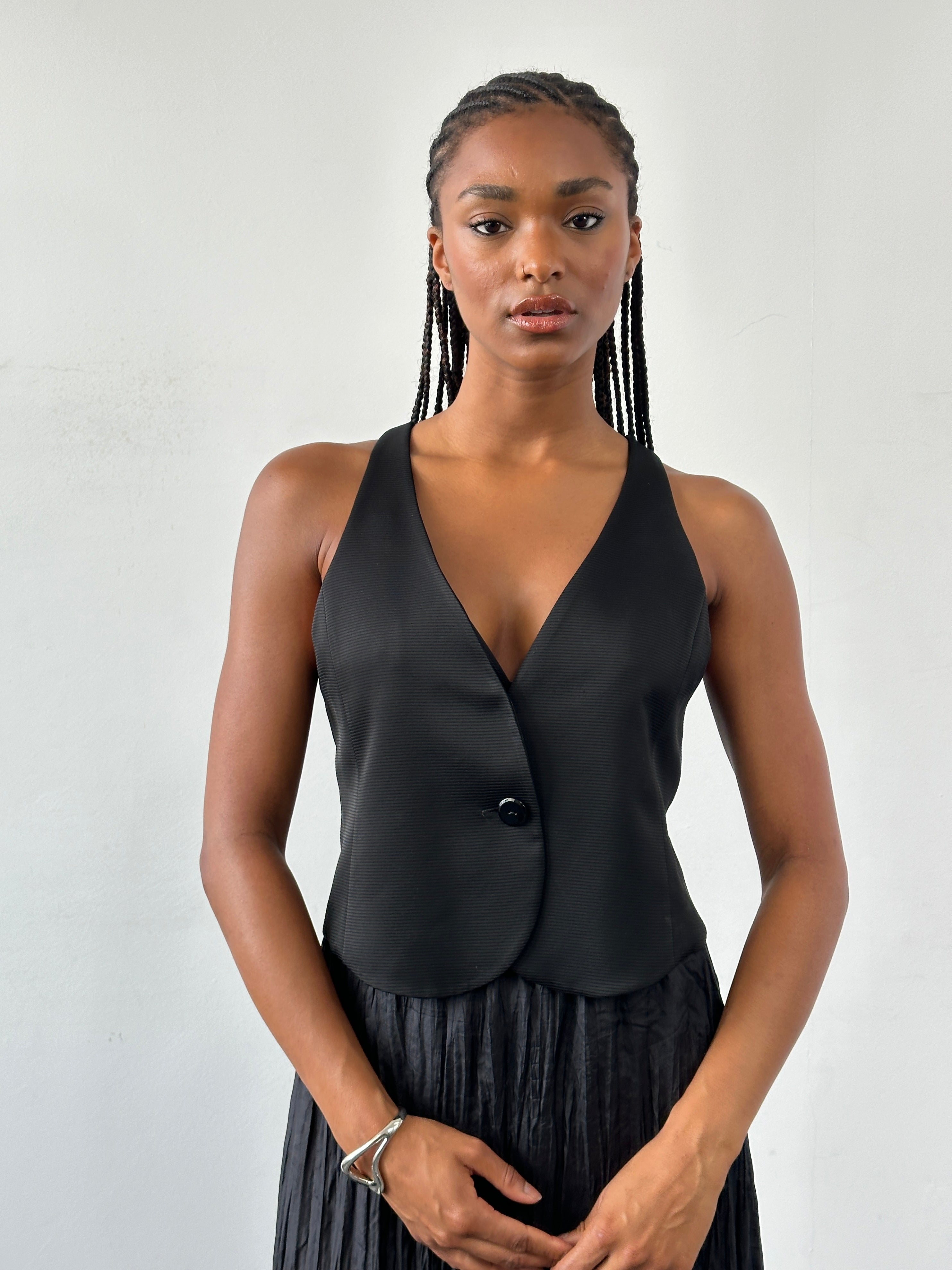 Emporio Armani 2000s Silk Curved Ribbed Tailored Waistcoat - M - SYLK