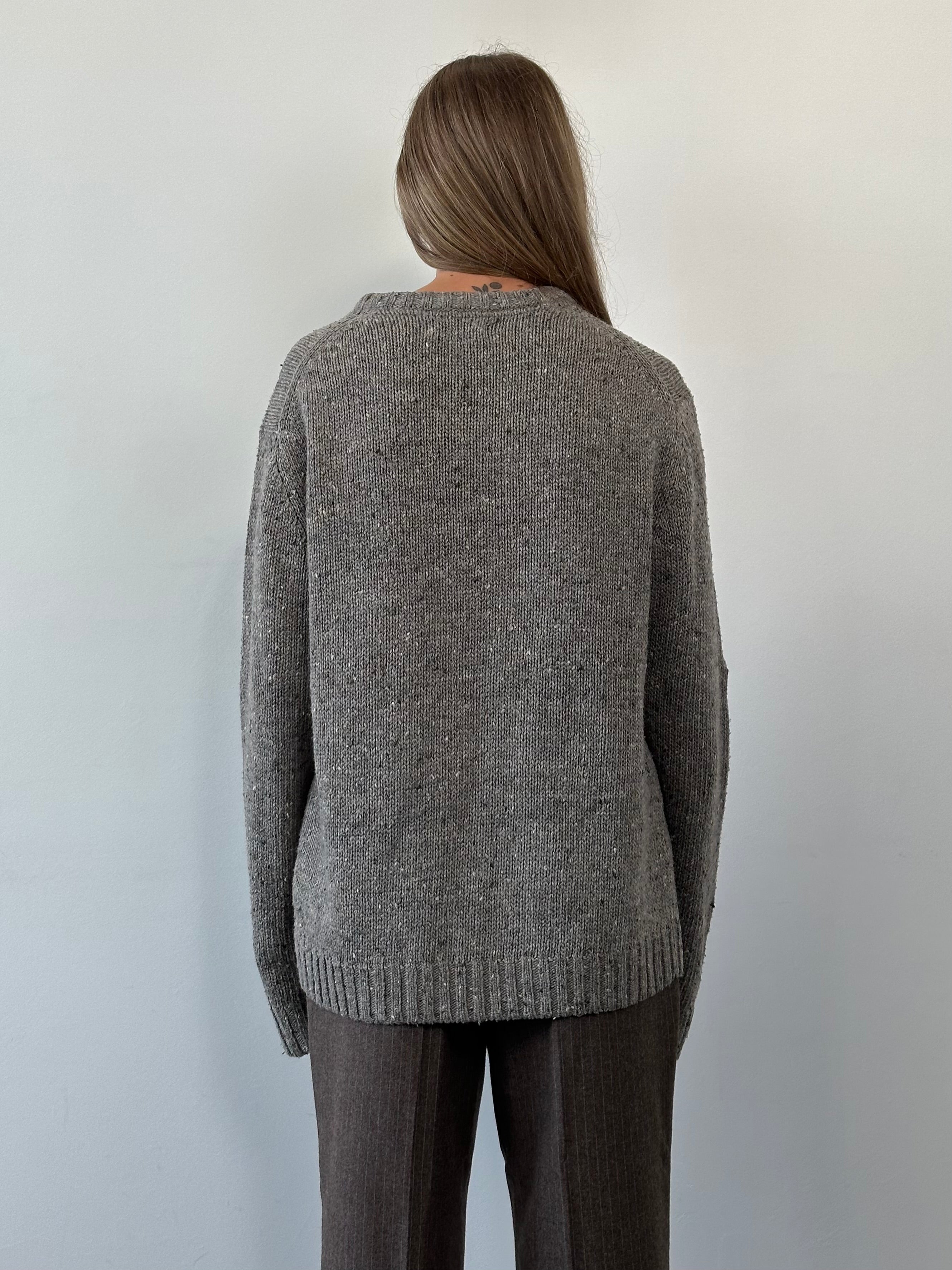 Pierre Cardin speckle knitted jumper in size L/XL, featuring a logo design, soft fabric, and a cozy, casual fit.