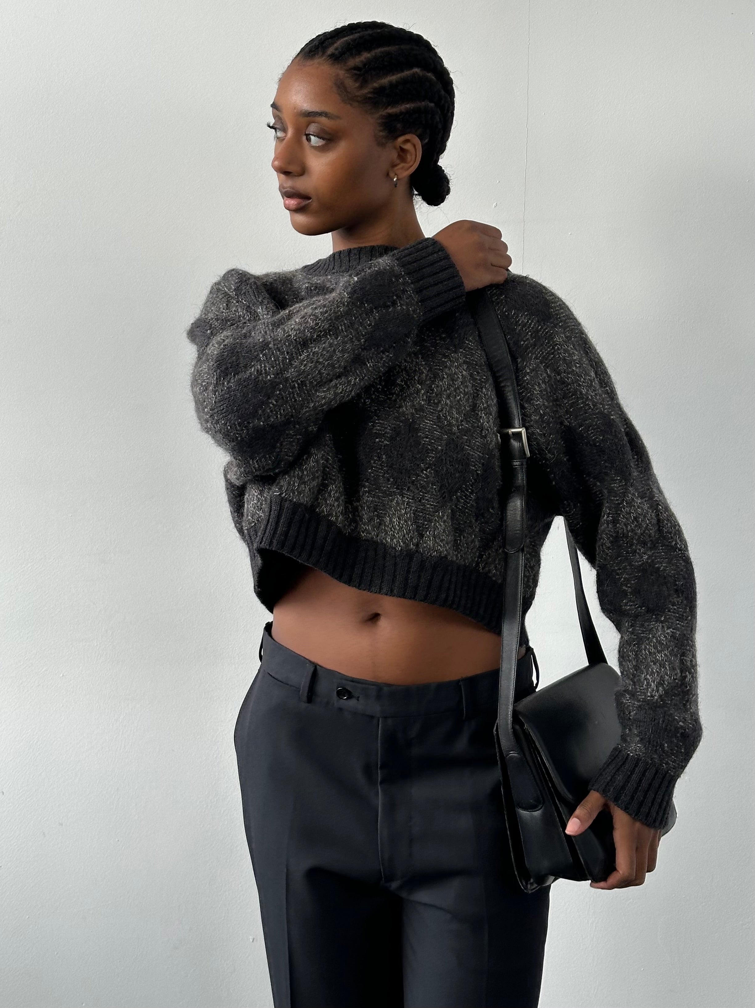 Vintage 1990s wool mohair cropped jumper in size M, featuring a cozy, textured knit with a classic fit and subtle color details.