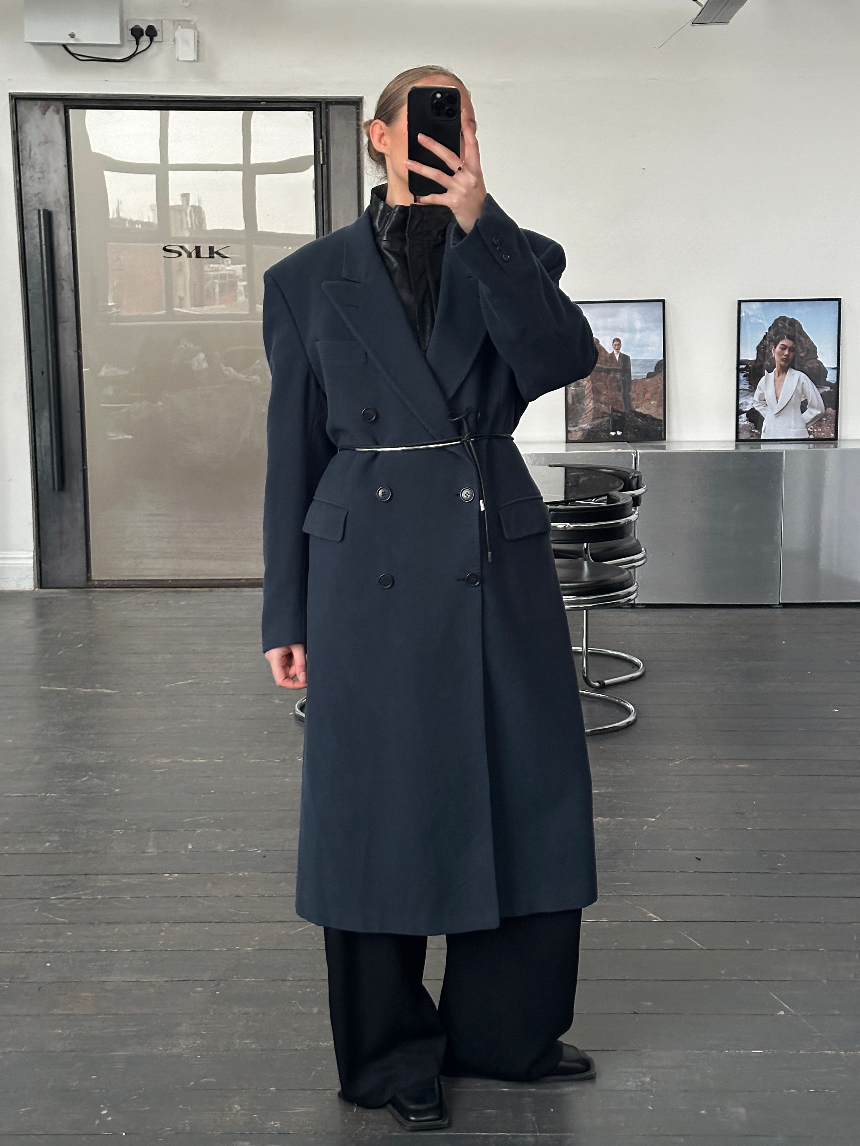 Moschino 1990s pure wool double-breasted coat in XL/XXL, stylish vintage fashion, featuring a classic design and tailored fit.