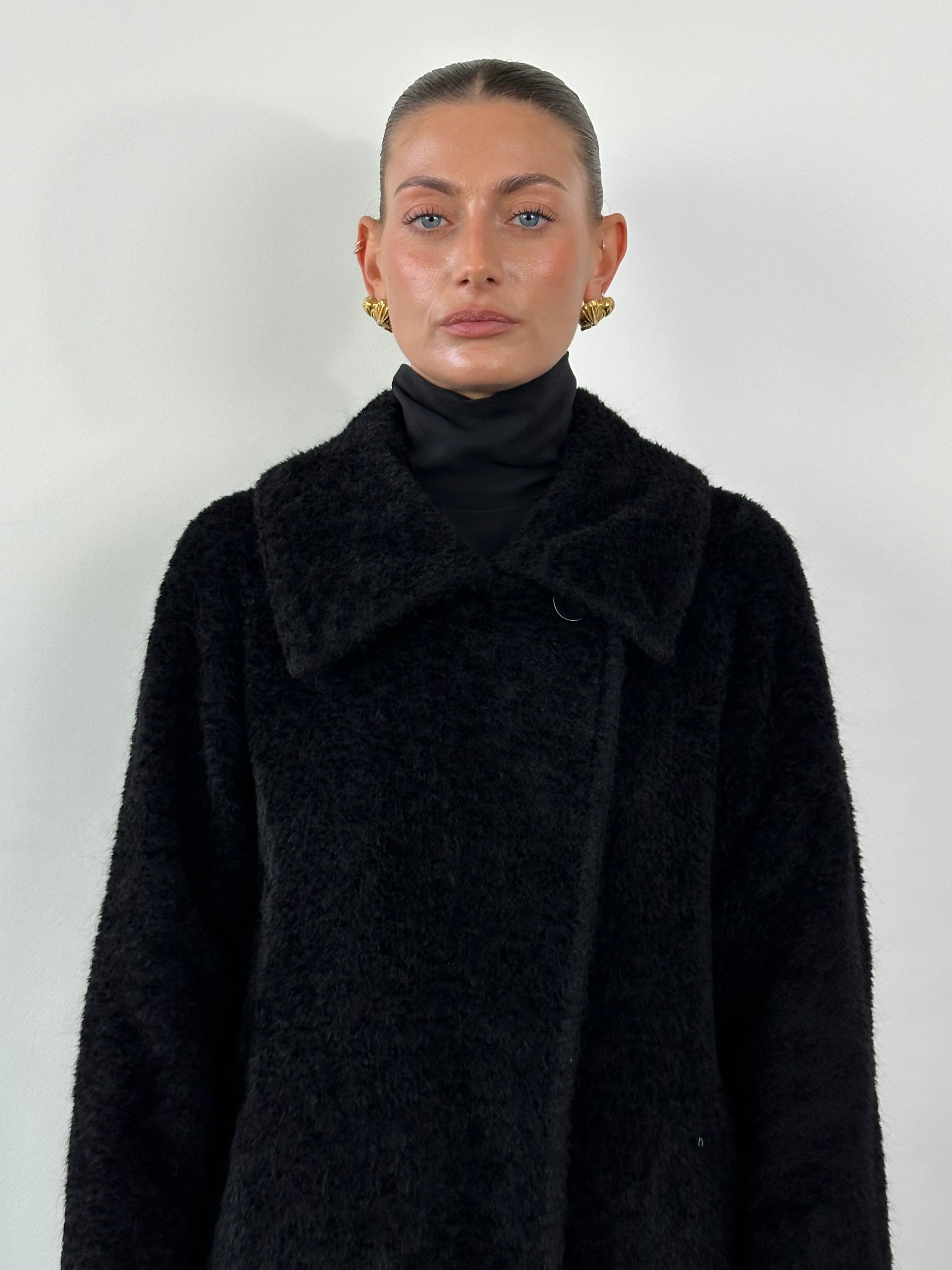 Max Mara Teddy alpaca wool coat in S/M style, featuring a plush, textured fabric and classic silhouette for winter wear.
