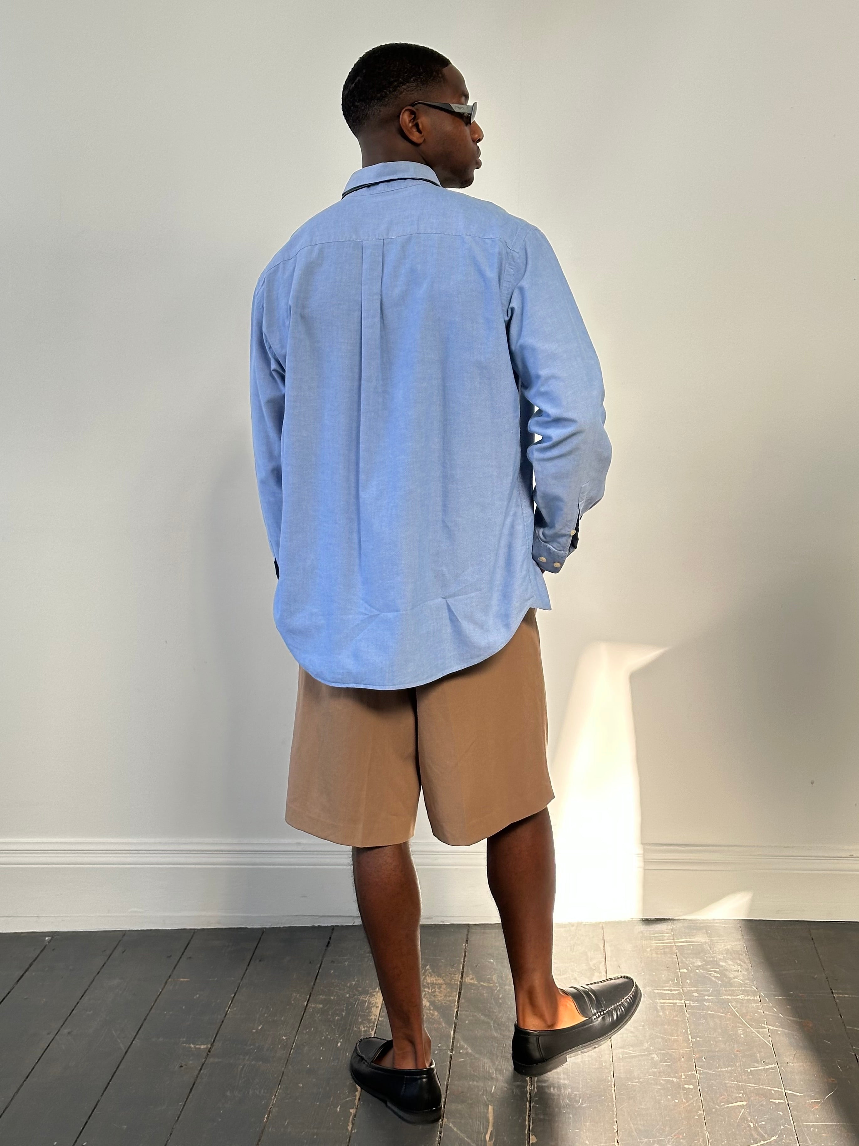 Valentino 1990s pure cotton logo shirt in XL, featuring classic design and Valentino branding, casual wear for men.