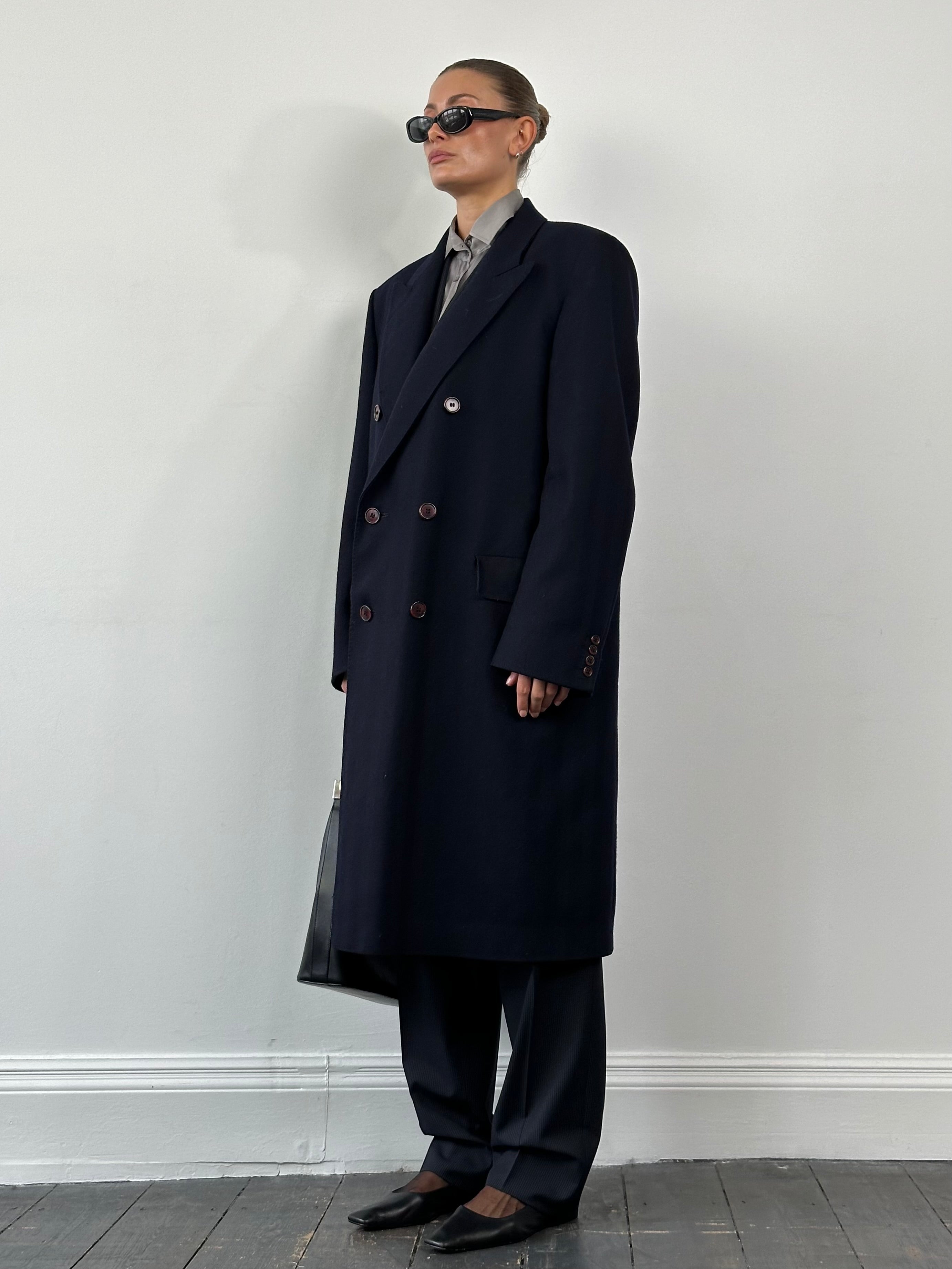Christian Dior pure wool double-breasted coat in XL/XXL, tailored fit with classic design and elegant lapels.