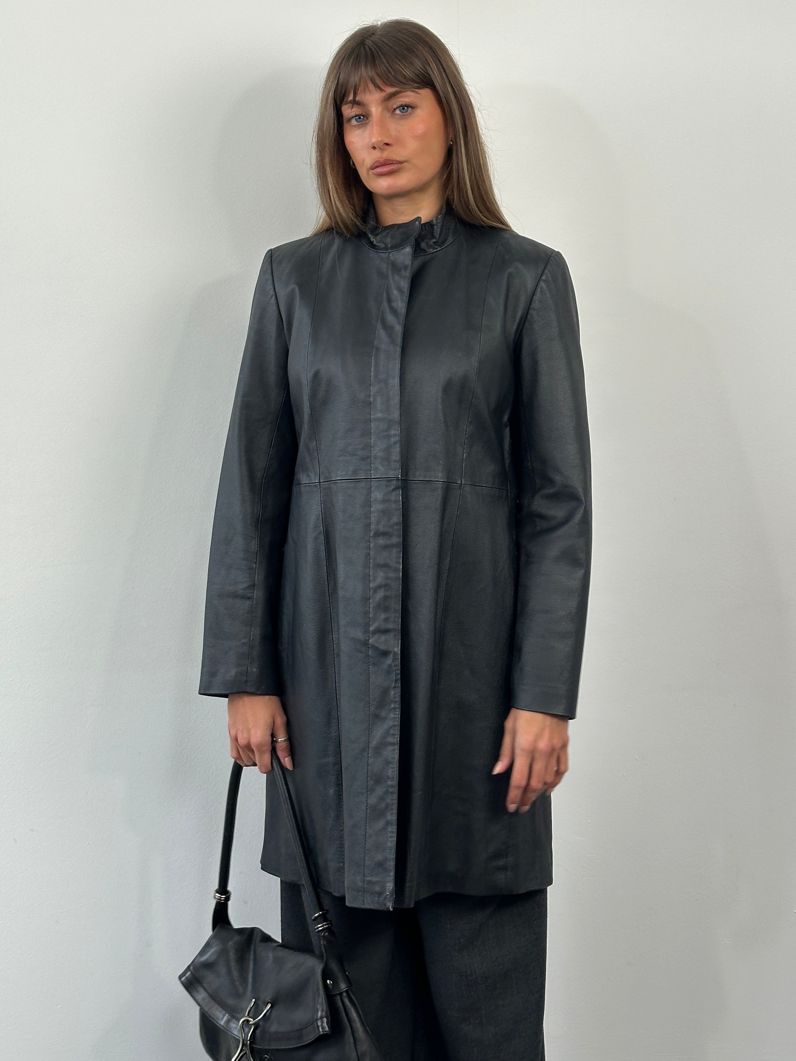 Vintage 1990s high neck leather trench coat, men's size M, classic leather jacket with stylish front detailing.