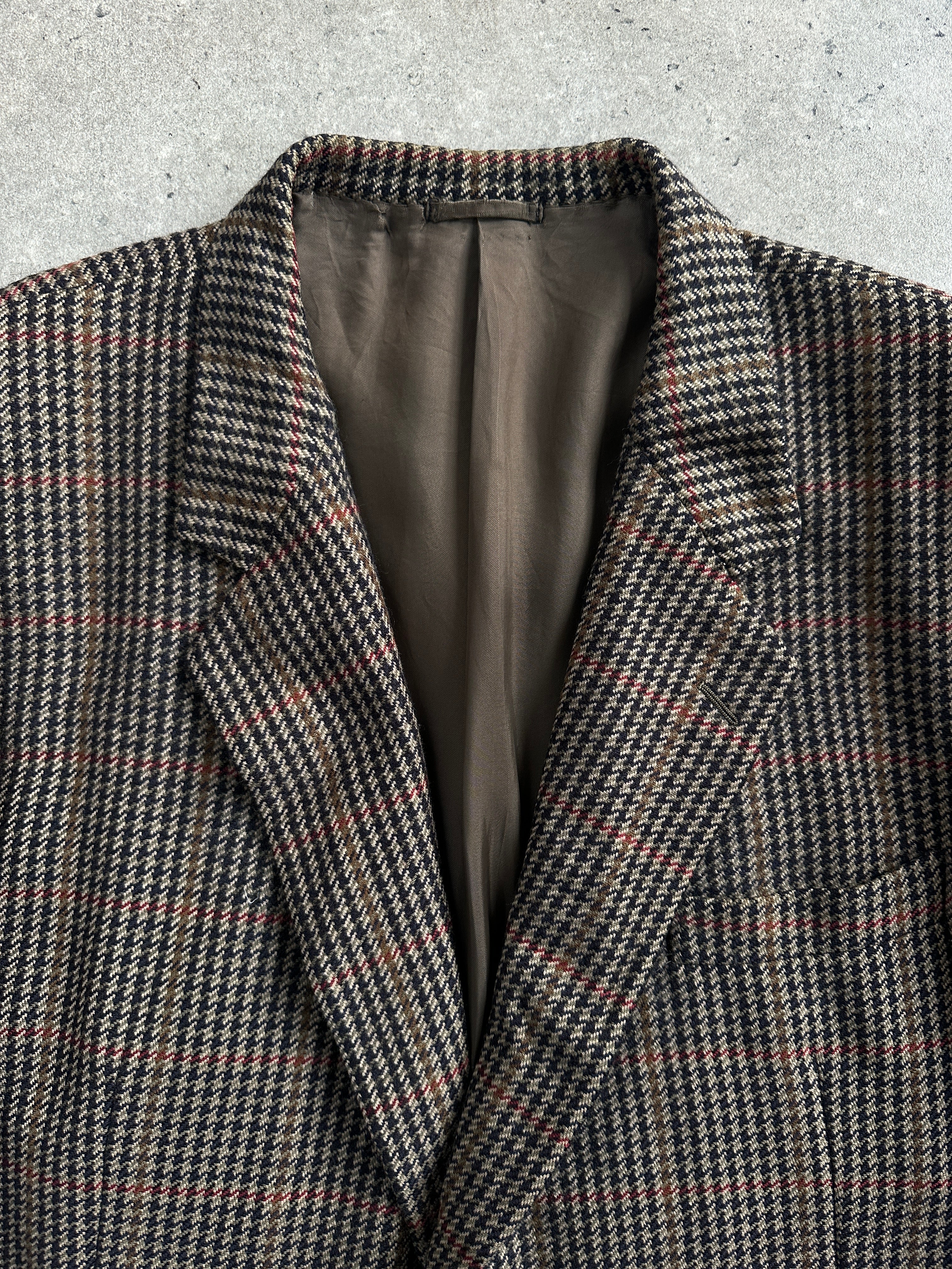 Burberry 1990s wool cashmere check blazer in size 44R/XL, featuring classic plaid pattern and tailored fit.