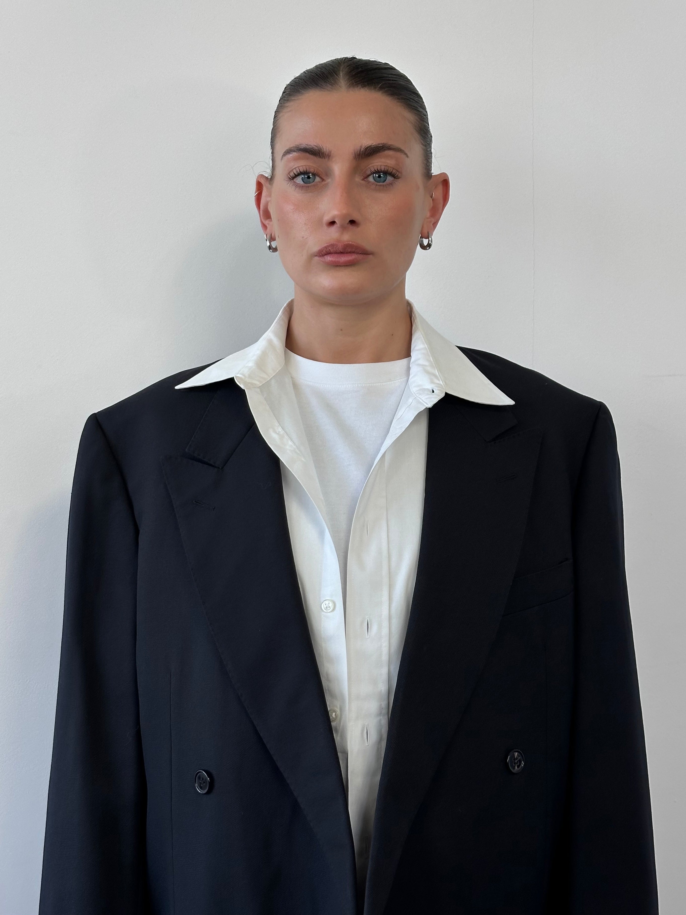 Yves Saint Laurent Diffusion Hommes 1980s pure wool double-breasted blazer, size 42R/XL, in classic tailored style.