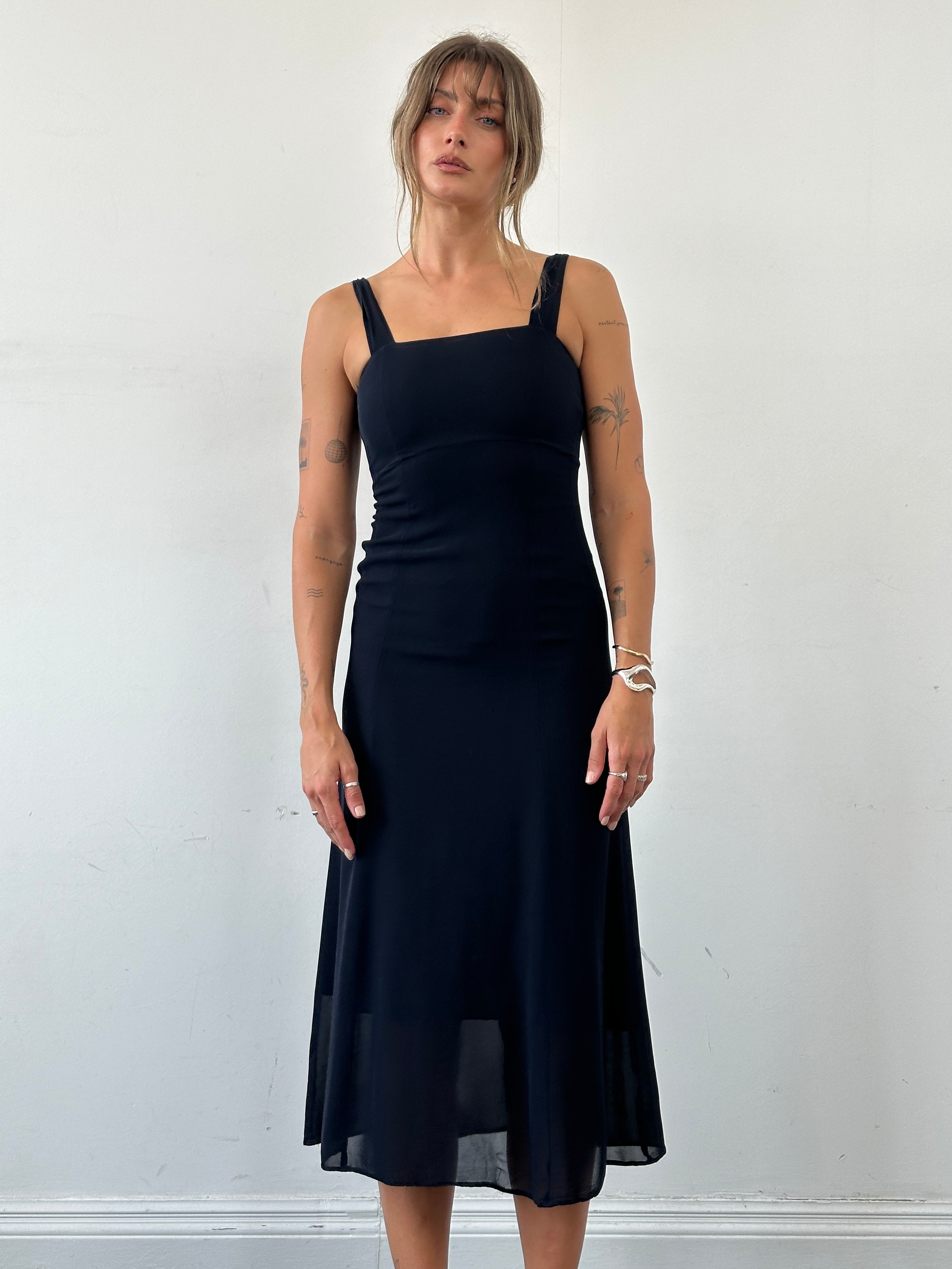 MAX & Co chiffon tie-back midi dress in XS/S with flowy fabric and elegant design, perfect for summer or special occasions.