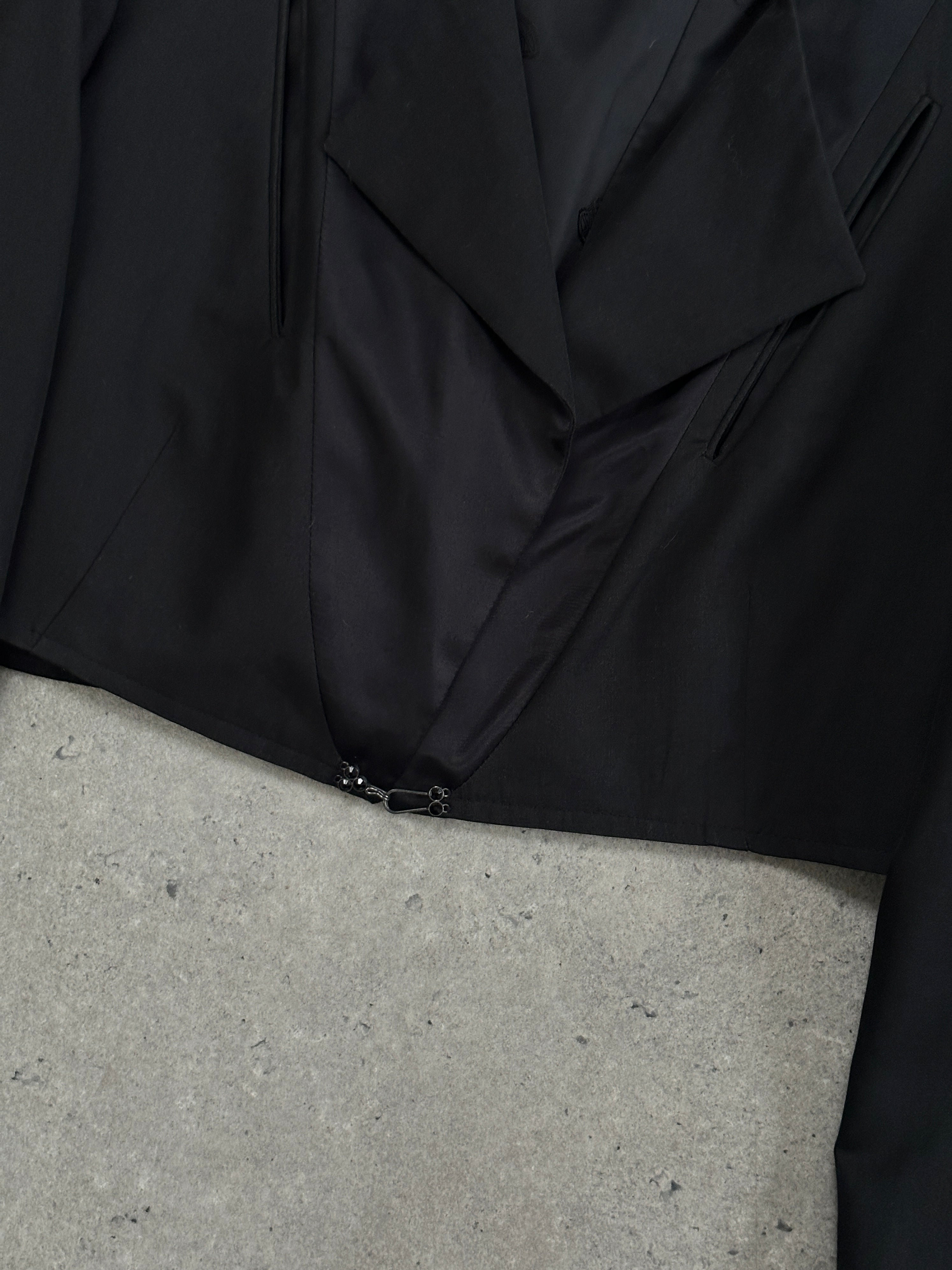 Vintage 2000s wool cropped tuxedo blazer in size S, featuring classic black fabric and tailored fit.