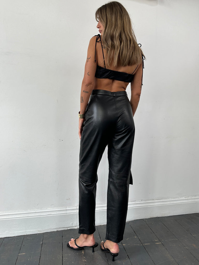Italian Vintage High Waisted Tapered Leg Leather Trousers - W26 - SYLK