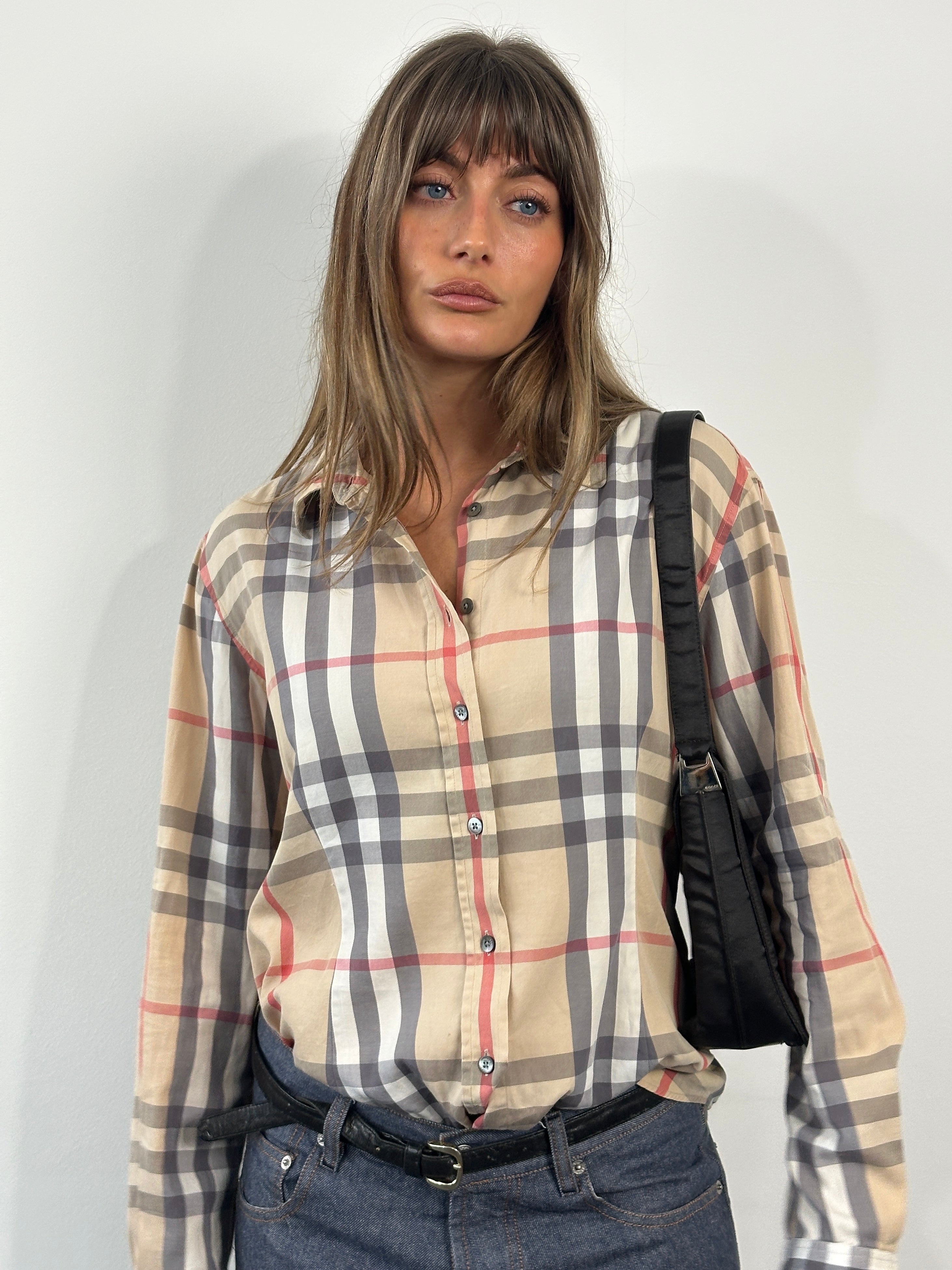 Burberry London 2000s Nova Check cotton shirt, men's medium, featuring classic check pattern and button-down collar.