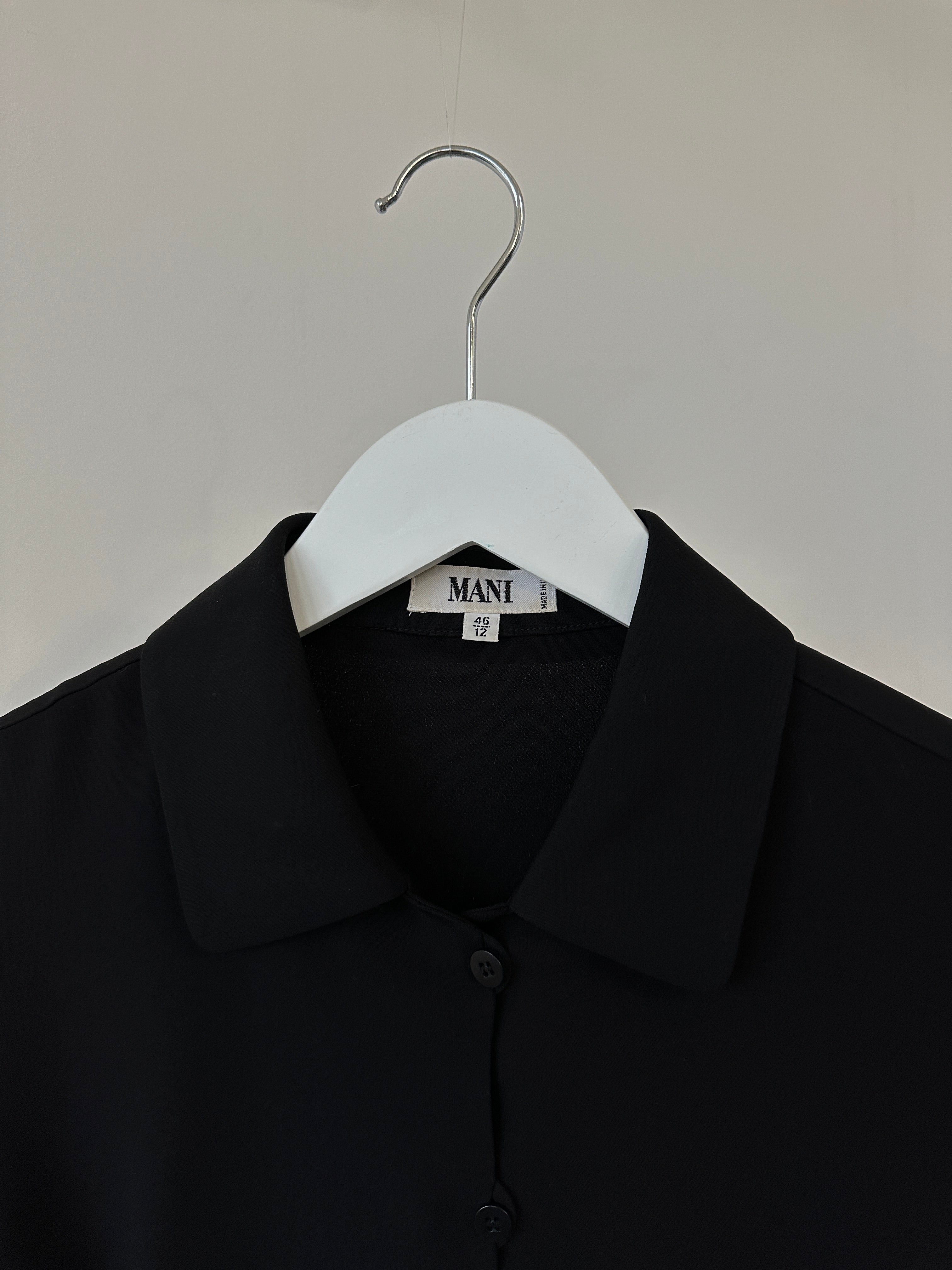 Mani Silk Blend Waistcoat in size S, showcasing a stylish and elegant waistcoat with silk blend fabric and tailored fit.