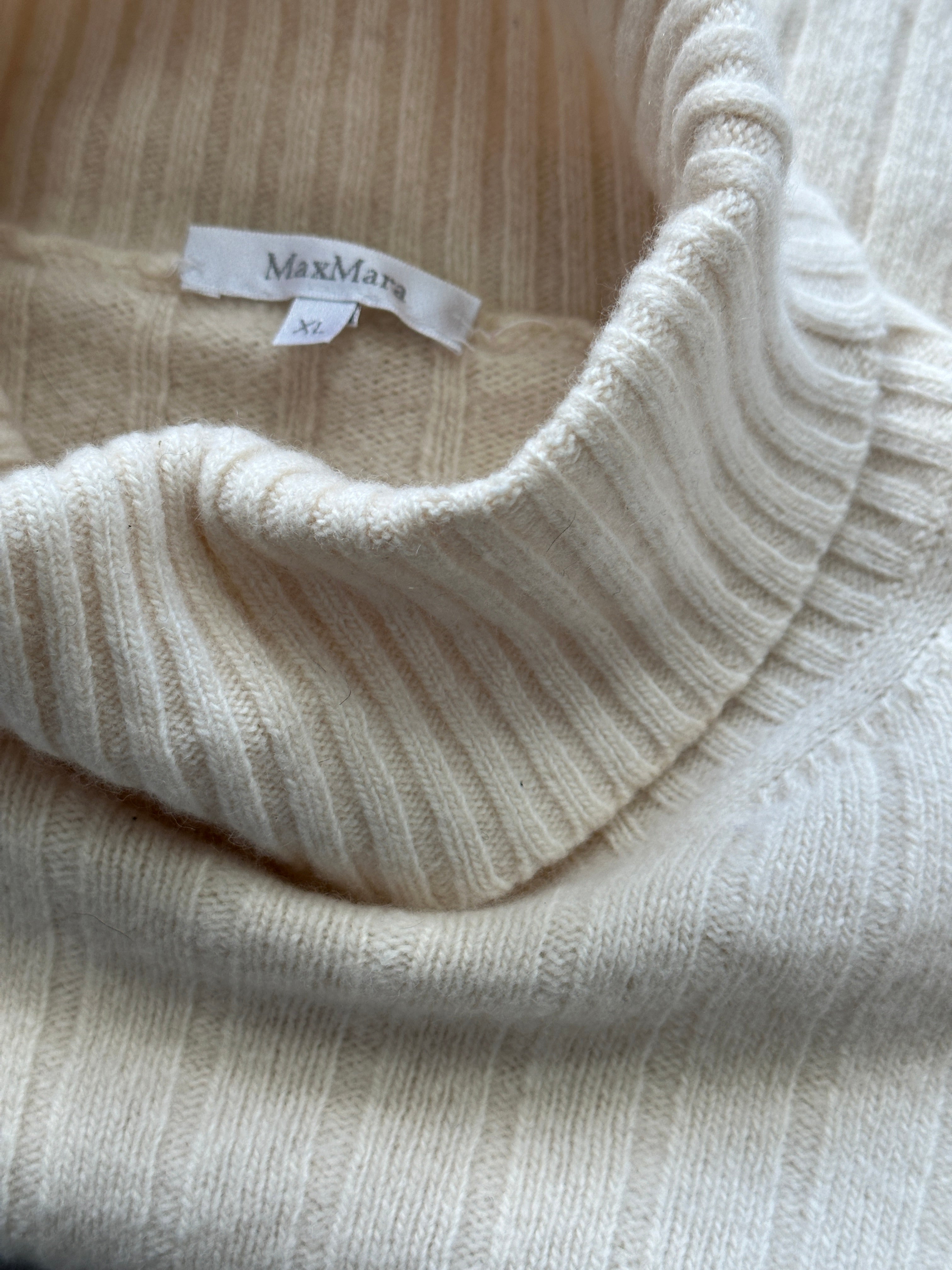 Max Mara Wool Cashmere Cropped Roll Neck Jumper - S/M - SYLK