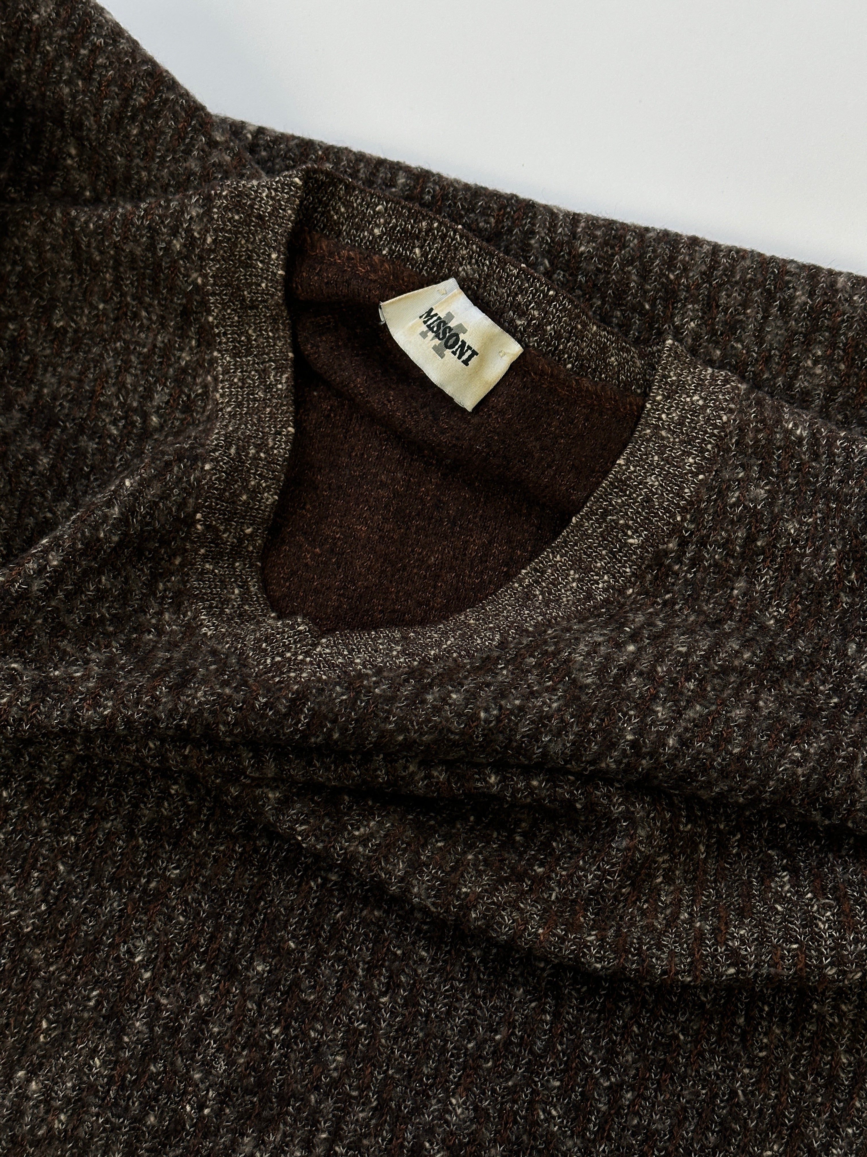 Missoni V-neck wool knit jumper in size M, featuring a multicolored zigzag pattern and cozy long sleeves.