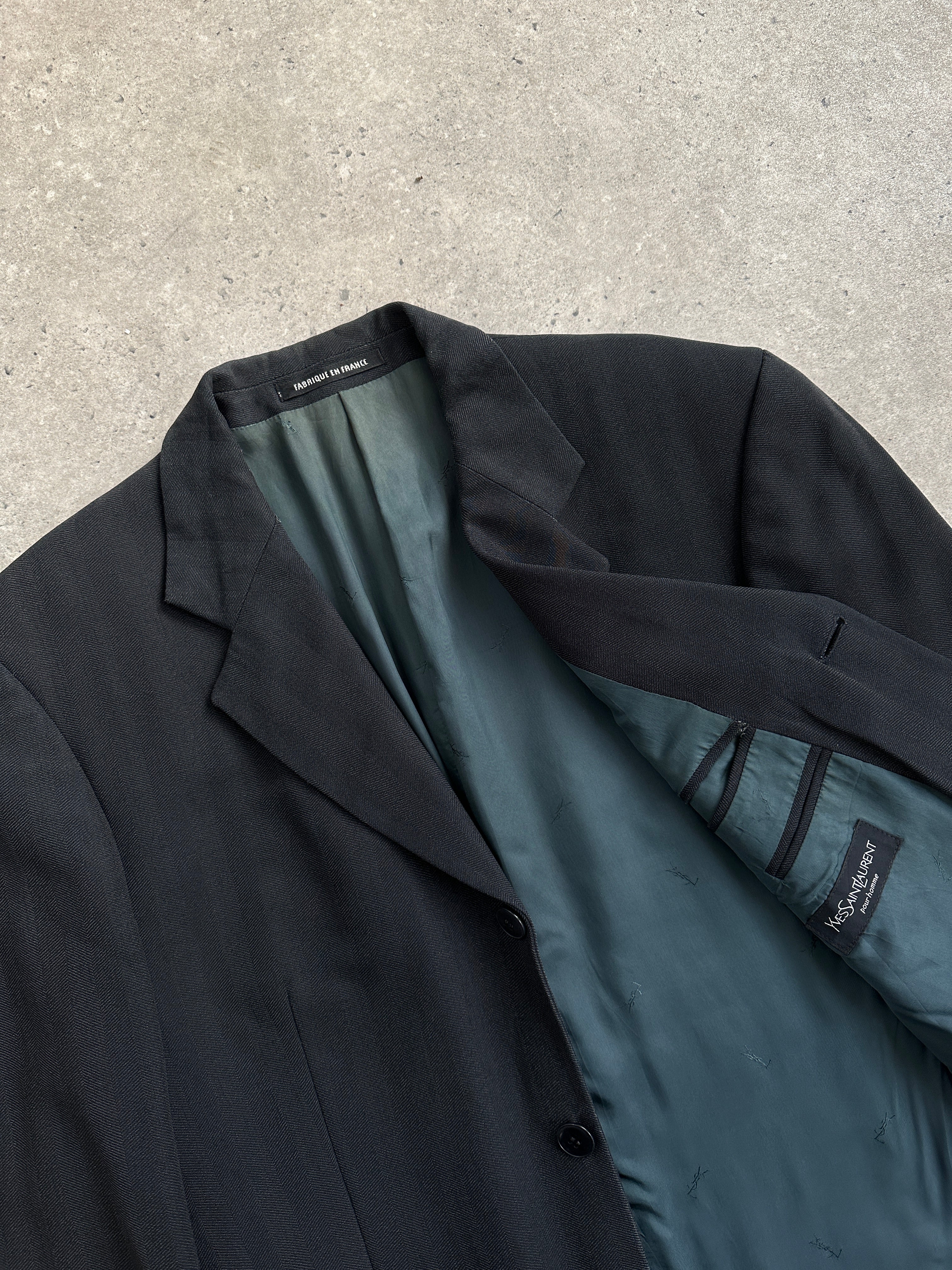Yves Saint Laurent Pour Homme 1990s wool single-breasted blazer in size 40R/L, tailored fit, dark classic design.