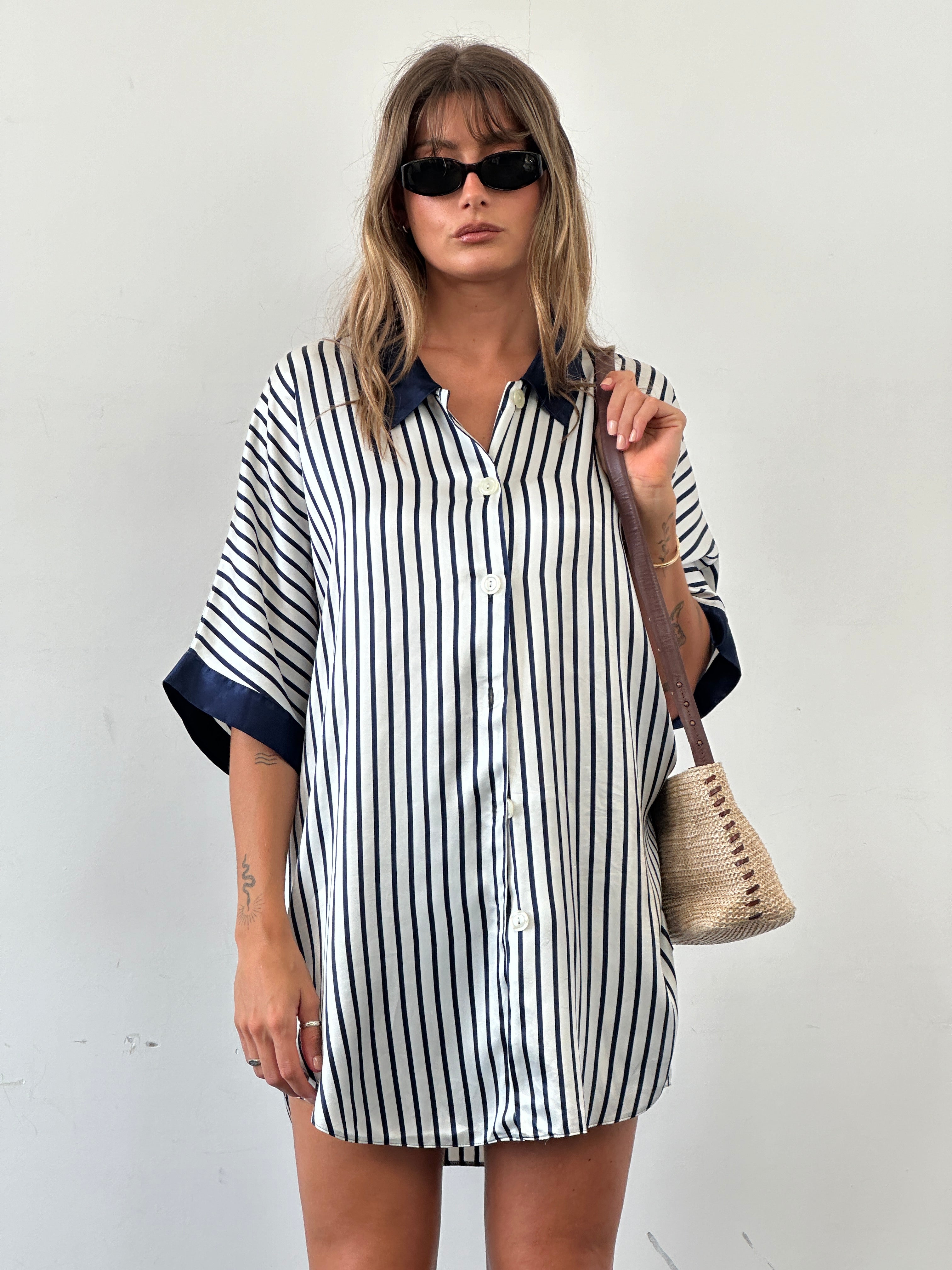St Michael satin stripe two-piece shirt and shorts set, M/L size, featuring a stylish shirt and matching shorts in a satin fabric.