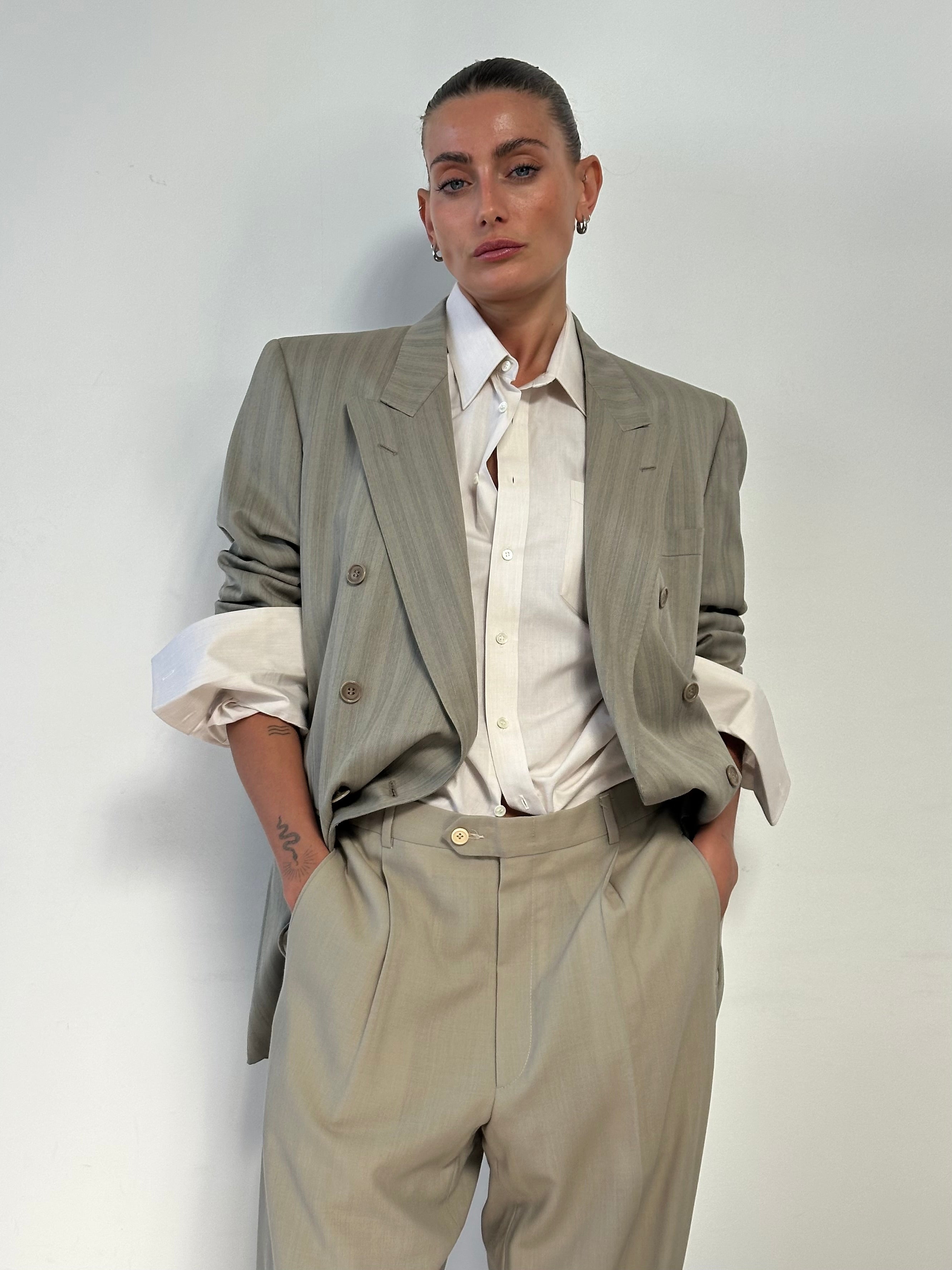 Yves Saint Laurent pure cotton logo dress shirt in size L, featuring a classic collar and button-down front.