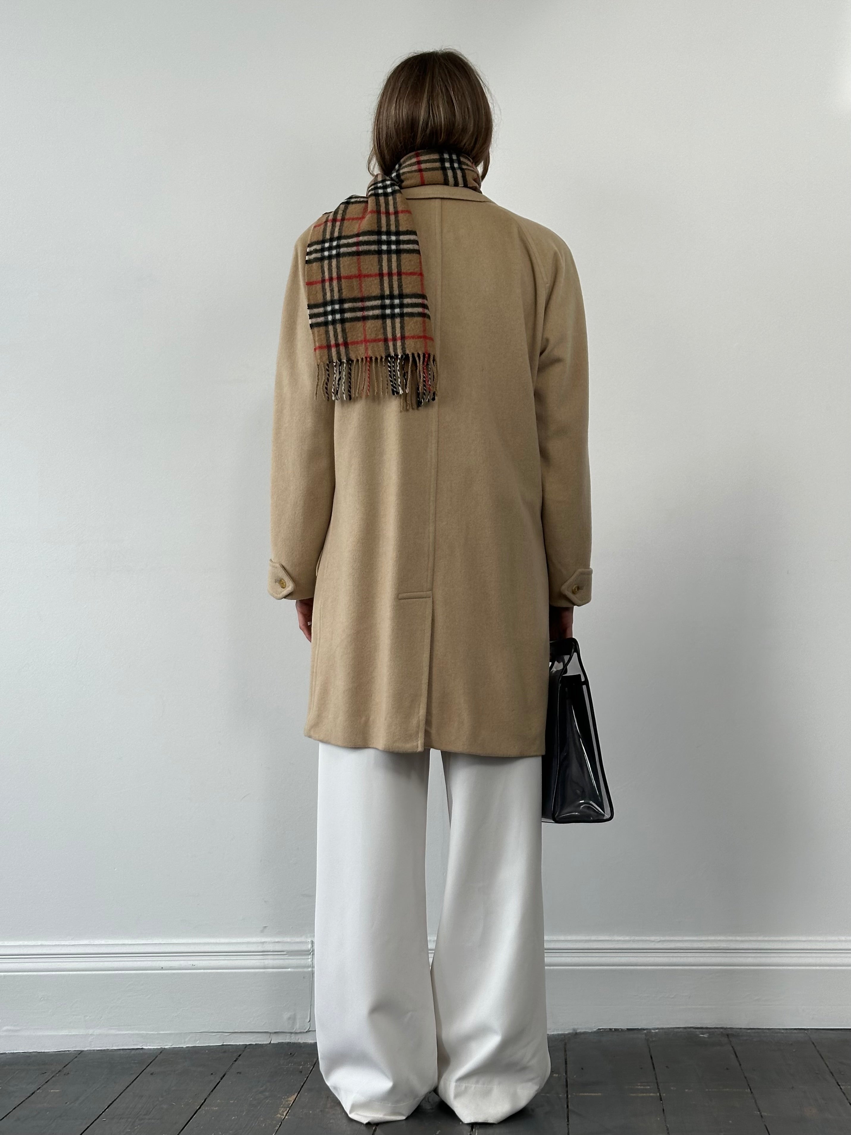 Burberry Pure Cashmere Double Faced Single Breasted Coat in size L, featuring a classic tailored design with a neutral color.