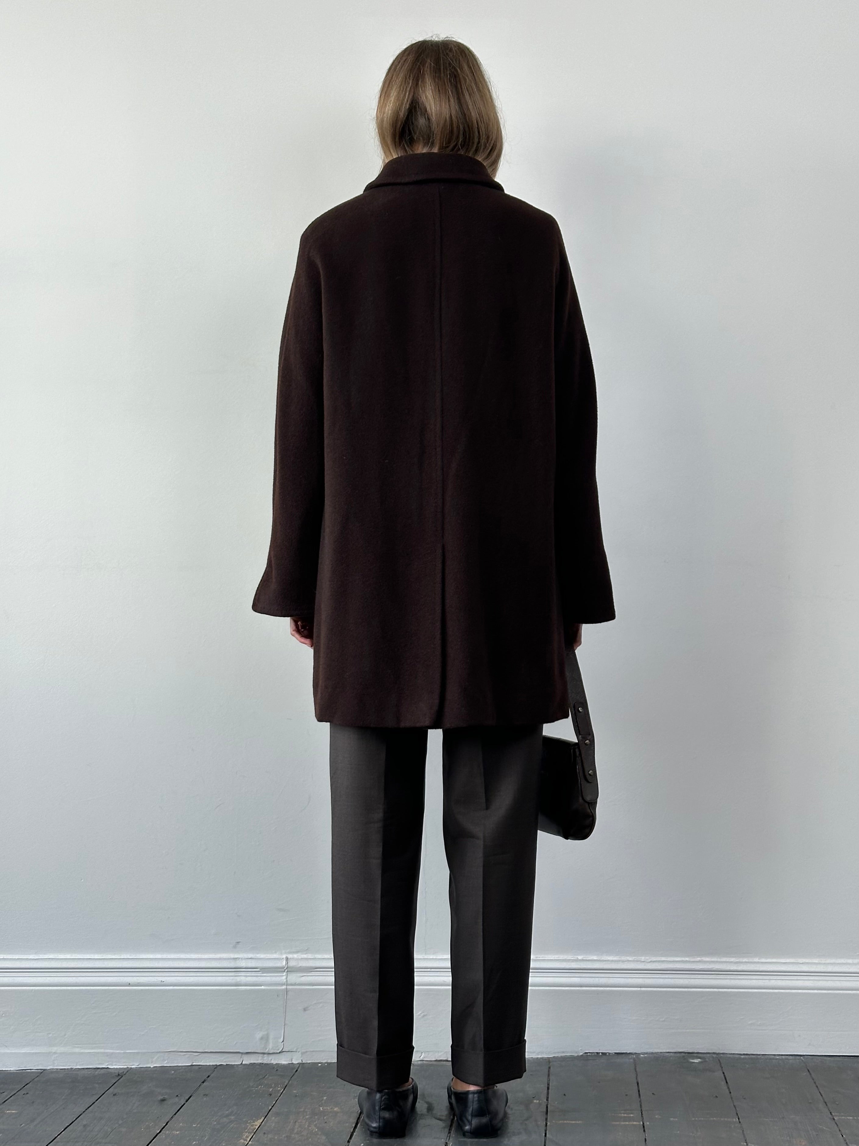 Luisa Spagnoli wool mohair single-breasted coat in size L/XL, featuring a classic tailored design and warm fabric.