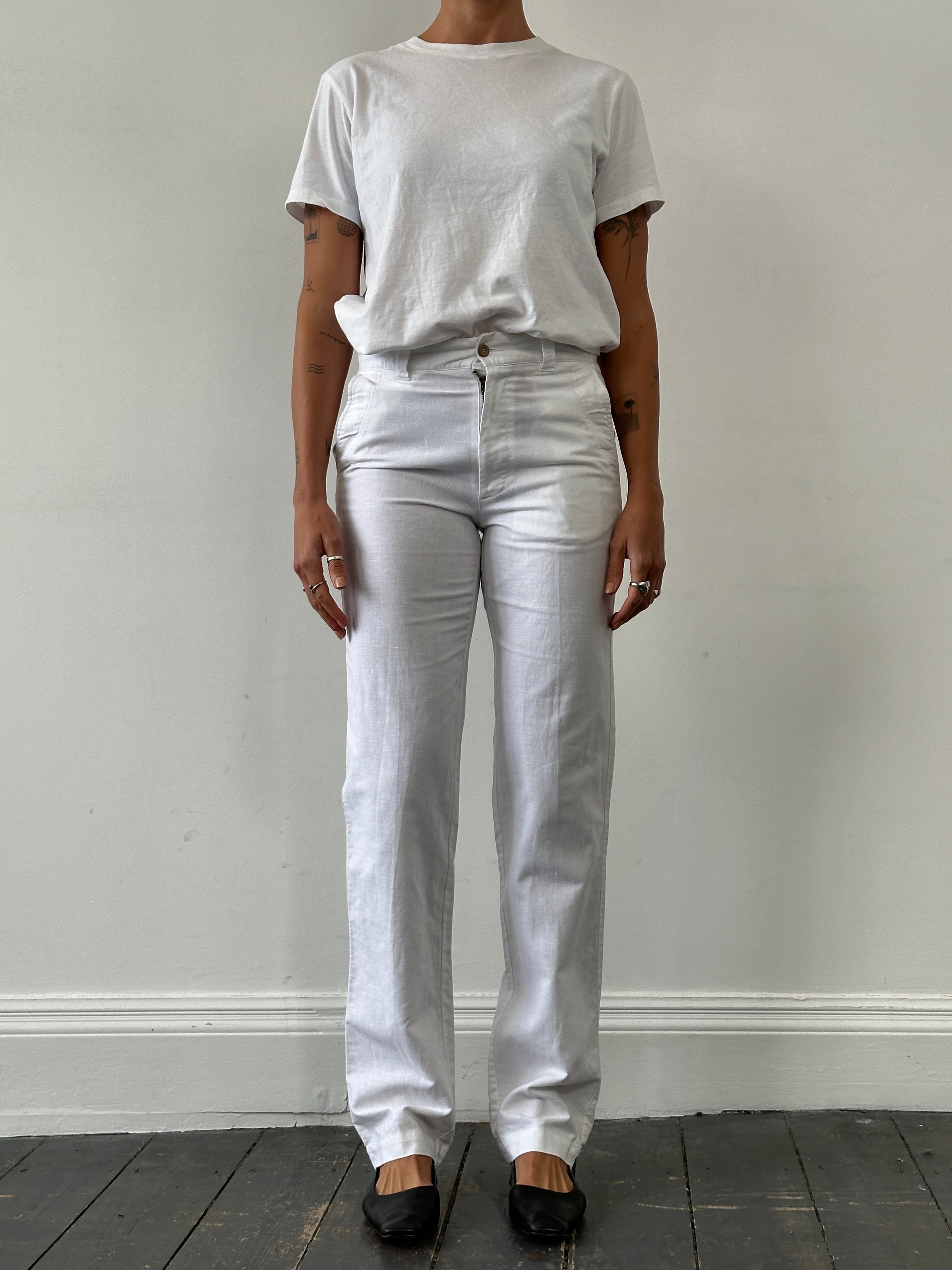 Marlboro Classics linen cotton high-waisted straight-leg trousers in W28, showing front view and tailored fit.