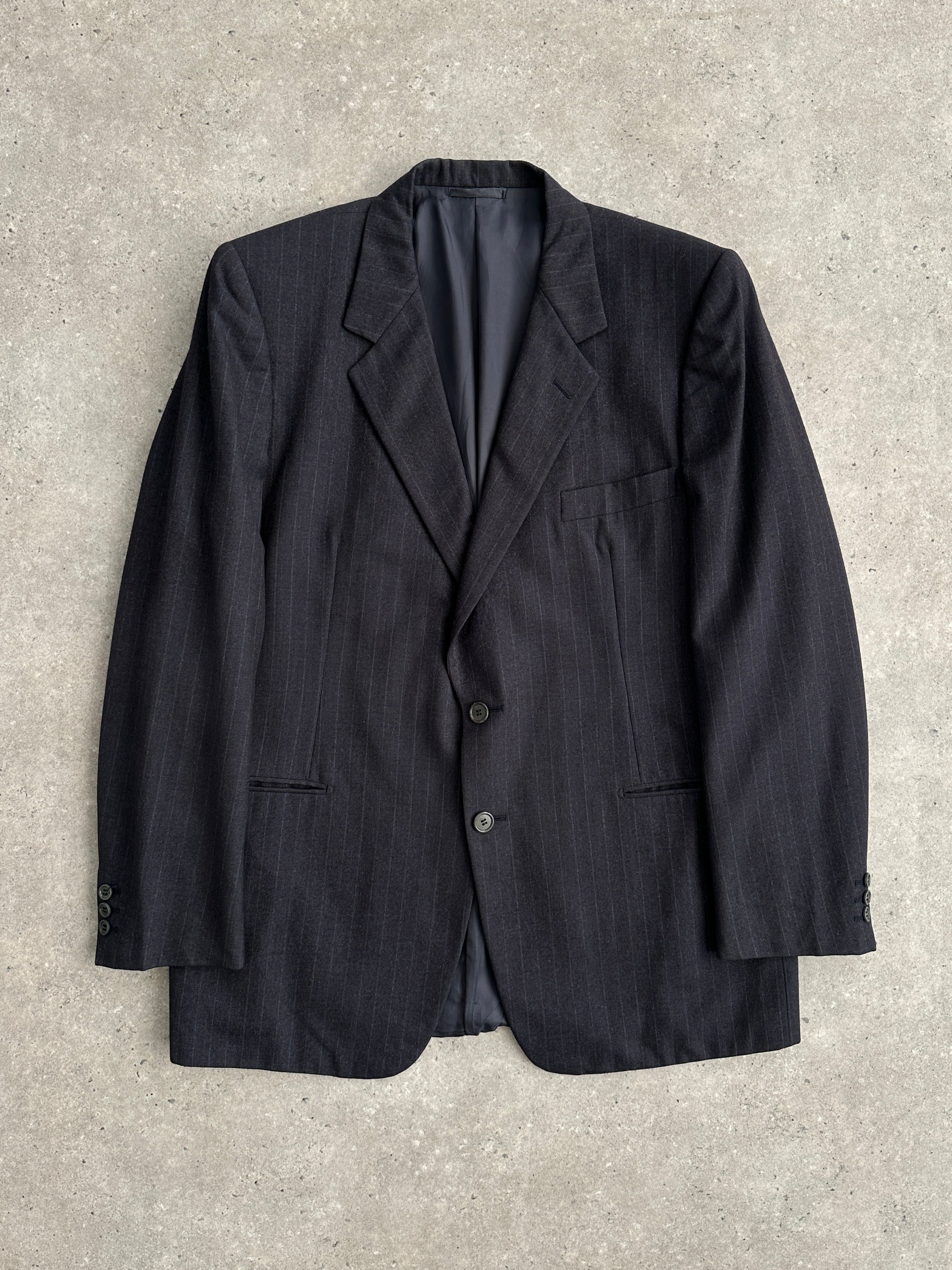 Burberry pure wool stripe single-breasted blazer in size 44R/XL with classic tailored fit and button closure.