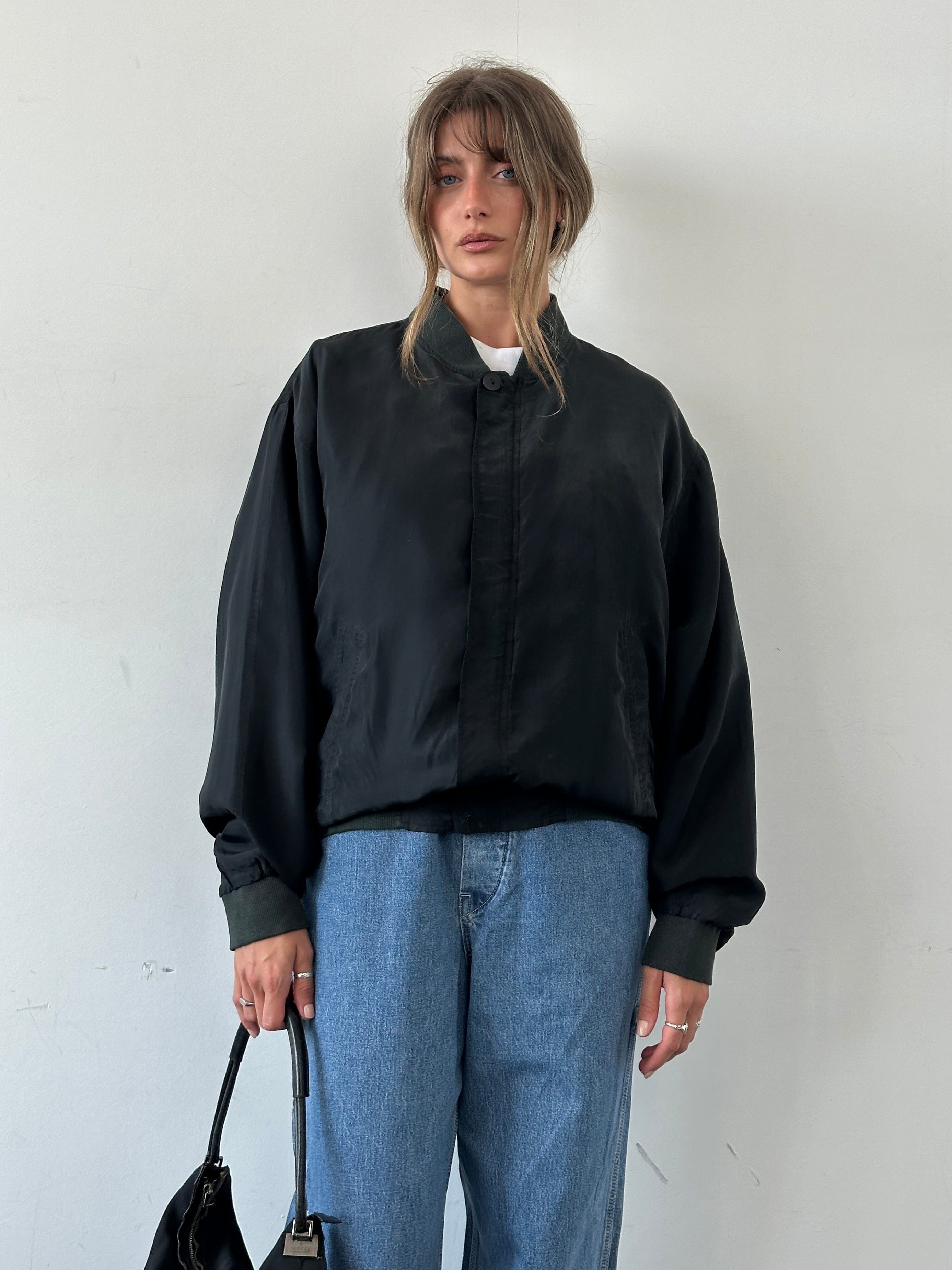 Vintage pure silk bomber jacket in XL, featuring a classic design with smooth fabric and stylish fit.
